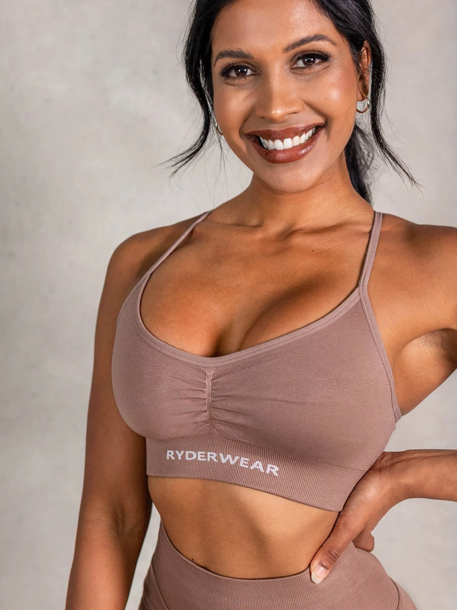 NRG Seamless Sports Bra - Almond Indoor workout clothes