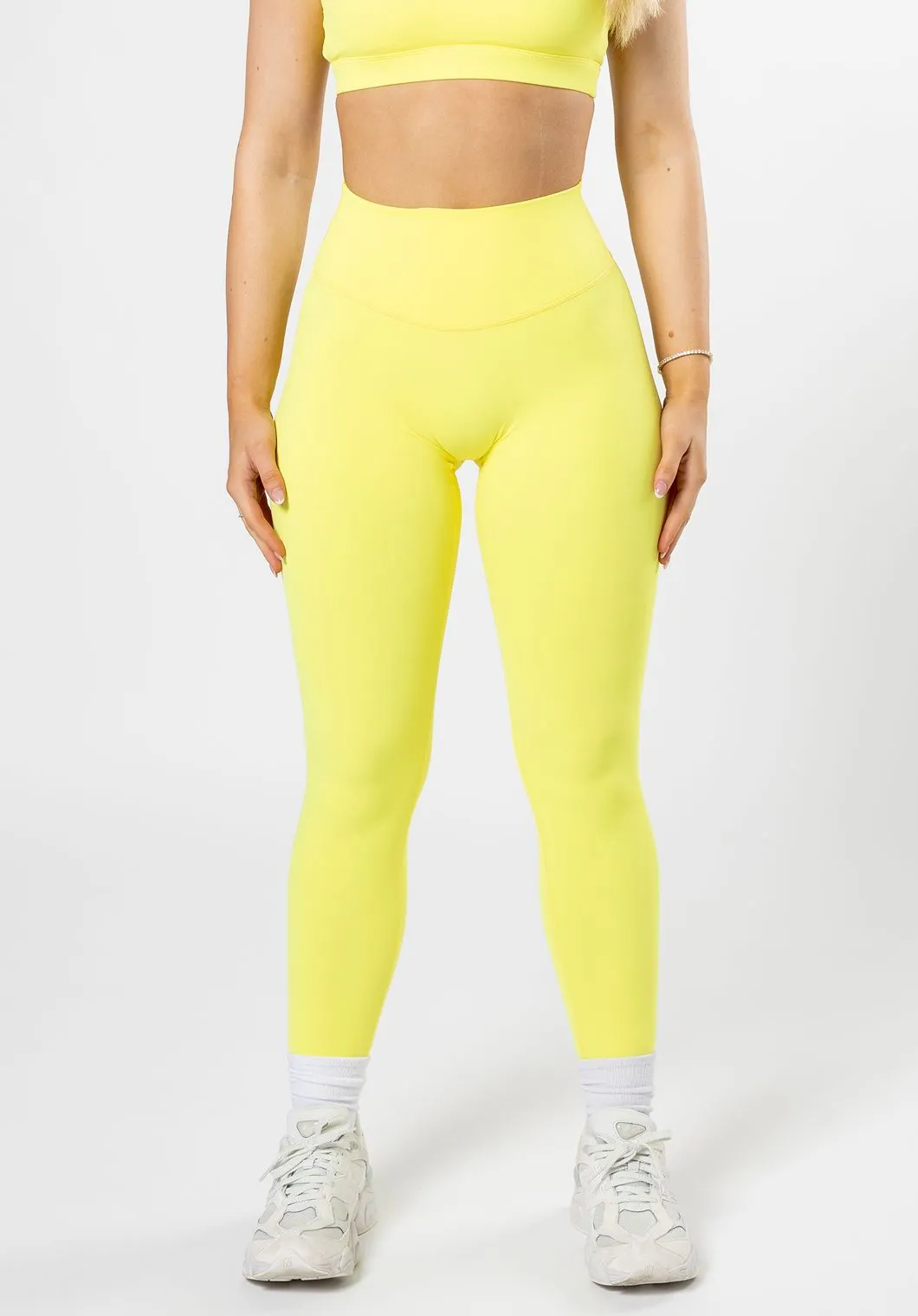 Moisture Wicking Active Lifestyle Quick drying material RecStretch Original Sculptseam?  Plus Legging Lemonade