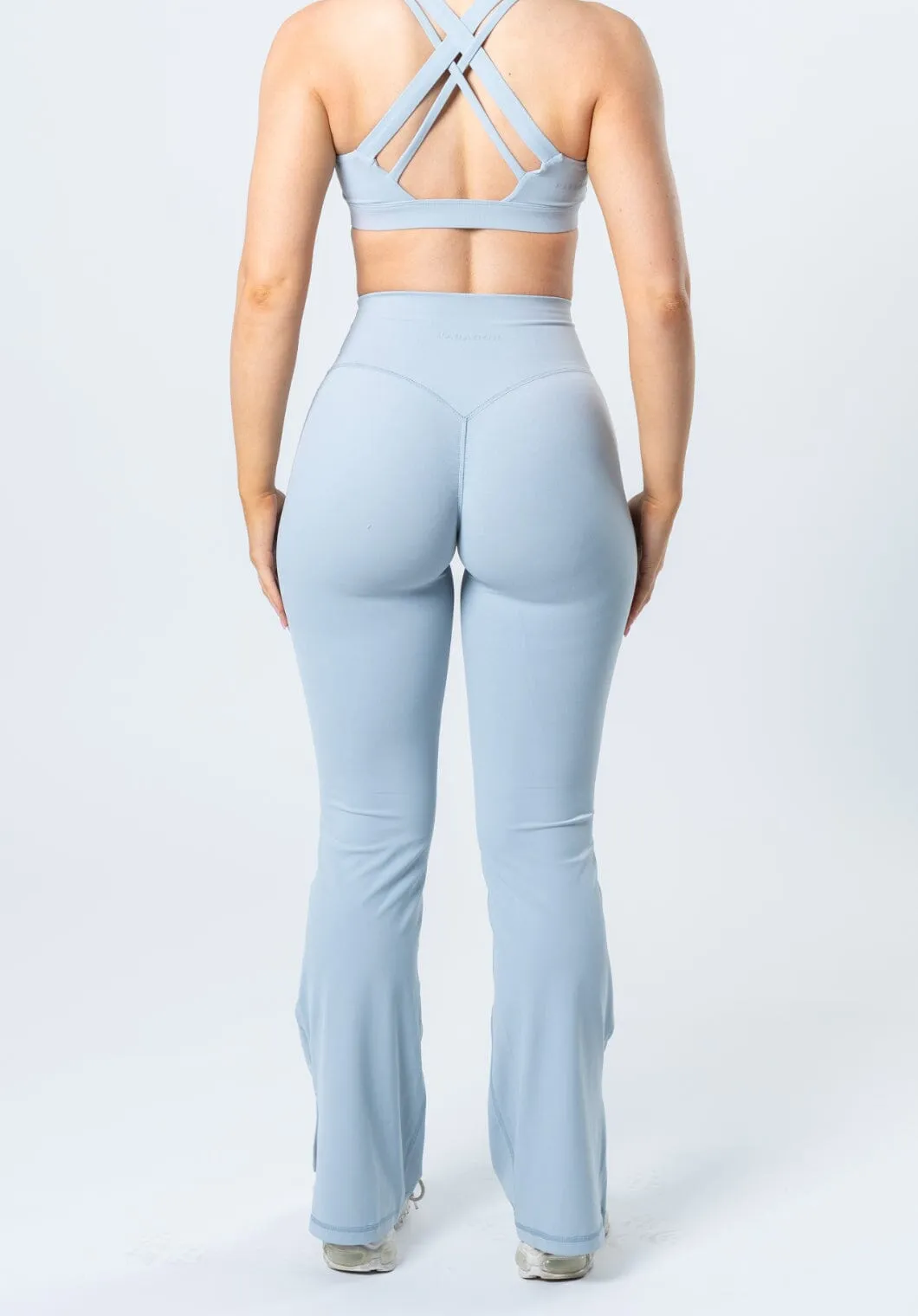 Fashionable Look Quick Move RecStretch Original Sculptseam? Plus Flare Legging 31" Pearl Blue