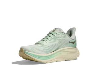 Boho Free Pond Walk Women's Clifton 10