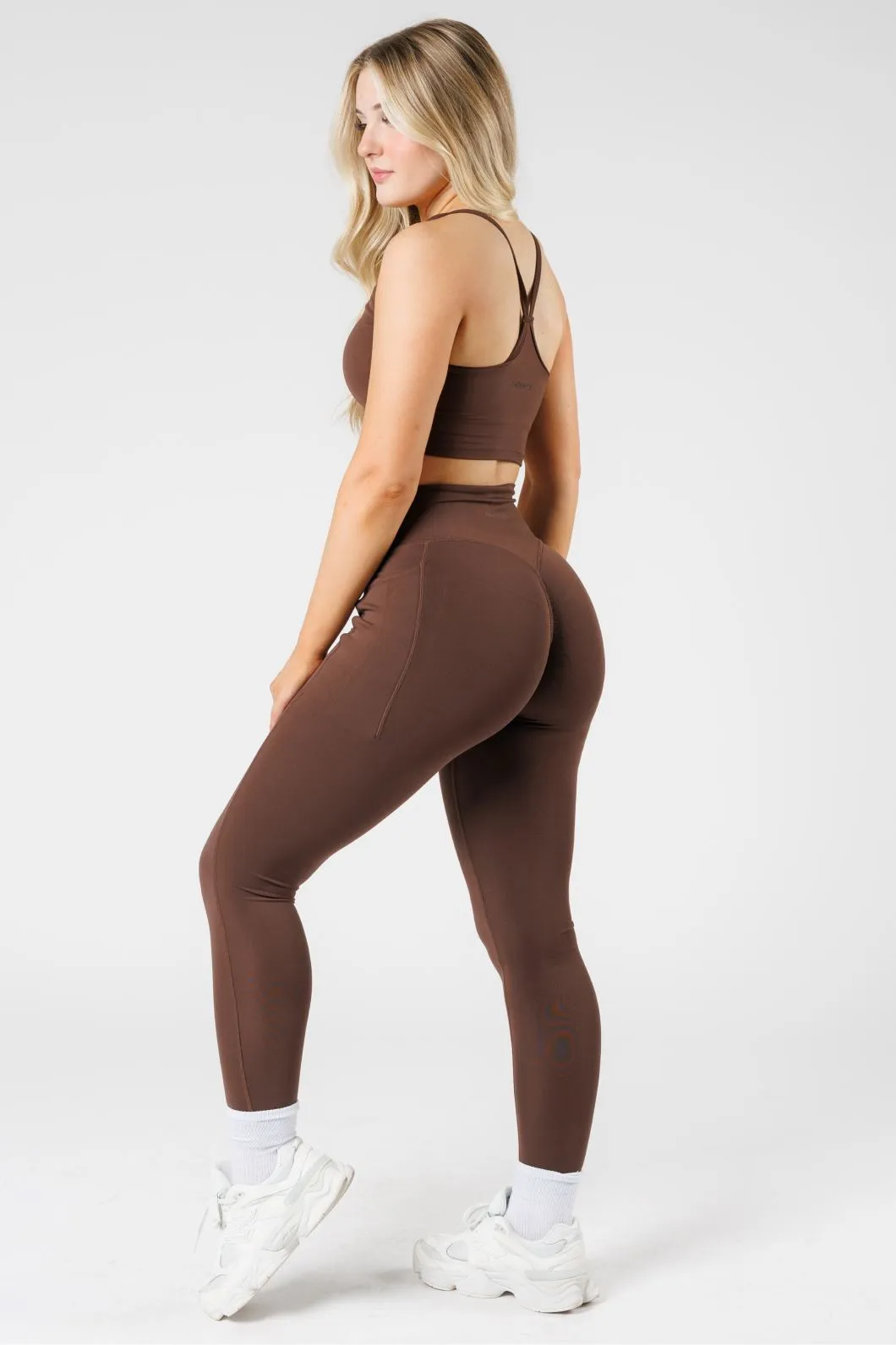 Reluna Empower Sculptseam? Plus Pocket Legging Walnut Move Fast Total Ease