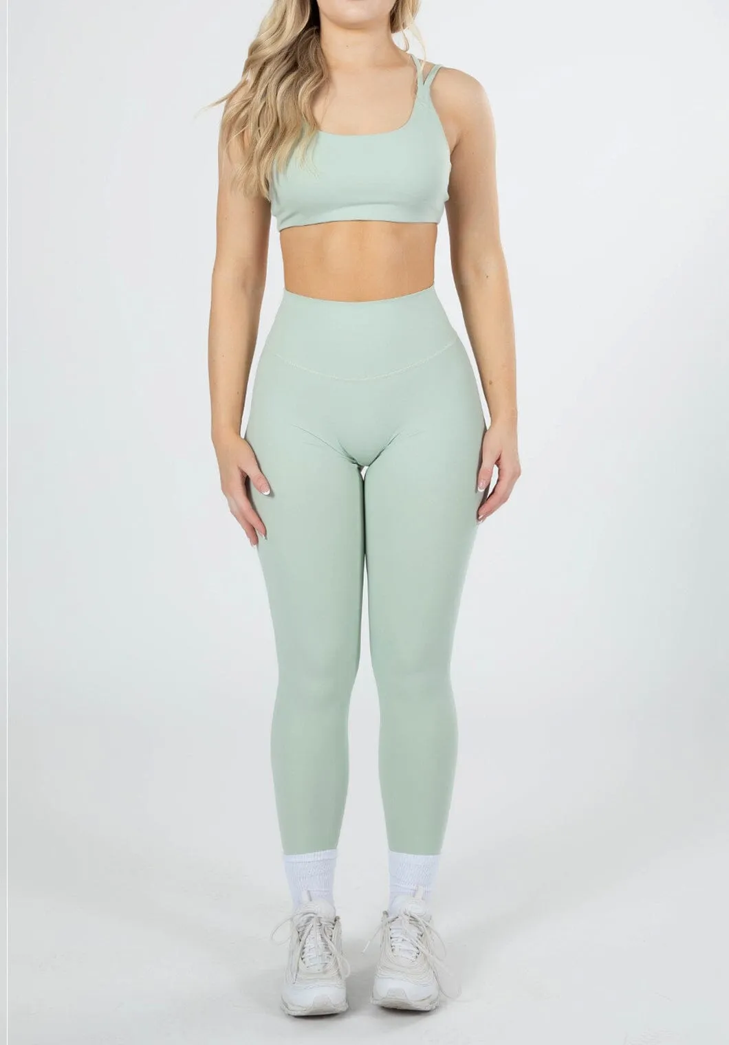 Reluna Original Sculptseam? Legging Sage Stylish Fit Travel Outfit Wrinkle Resistant