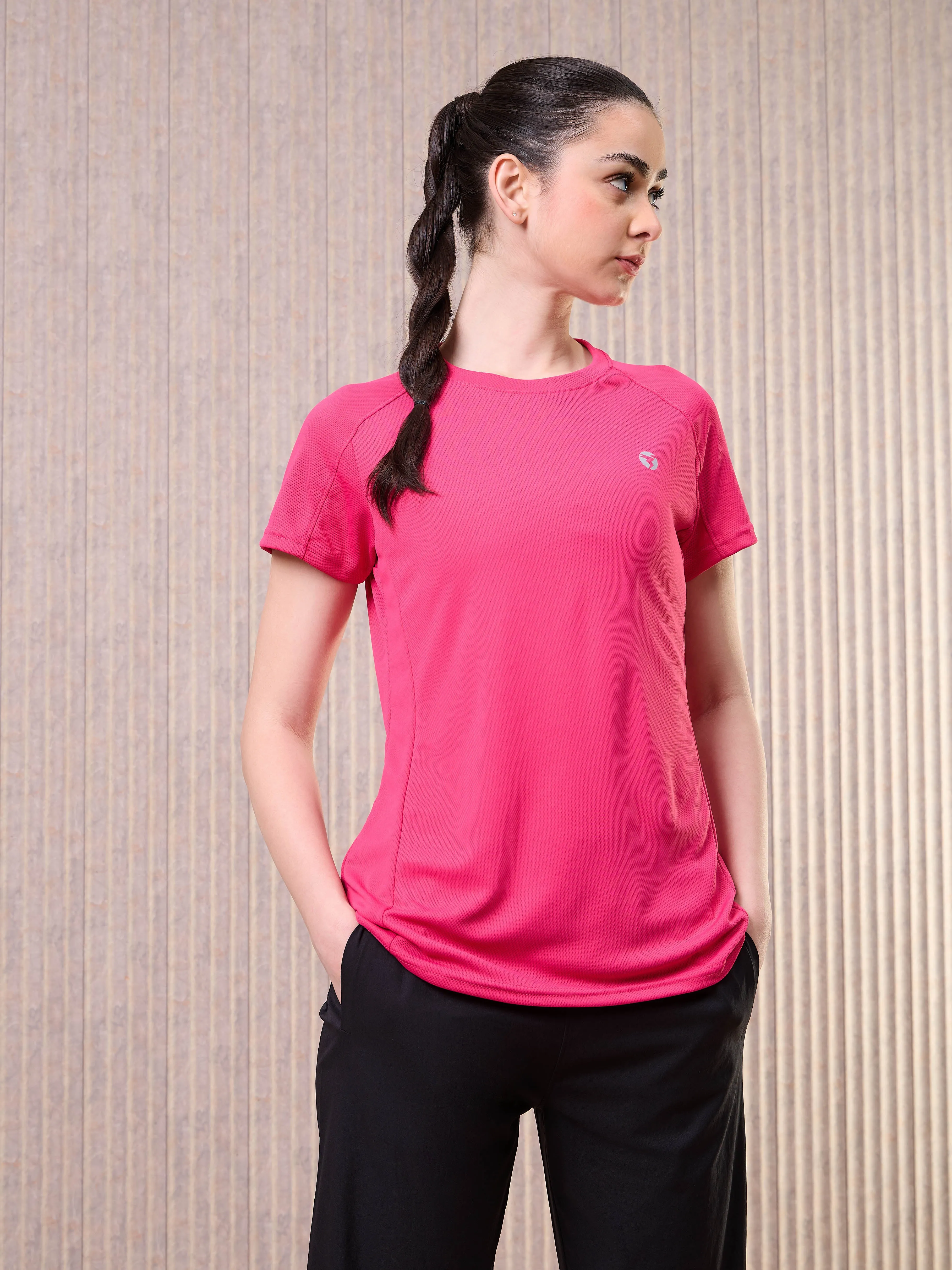 Women Solid Slim Fit Crew Neck T-shirt with TECHNO COOL Breathable Design Street Smart