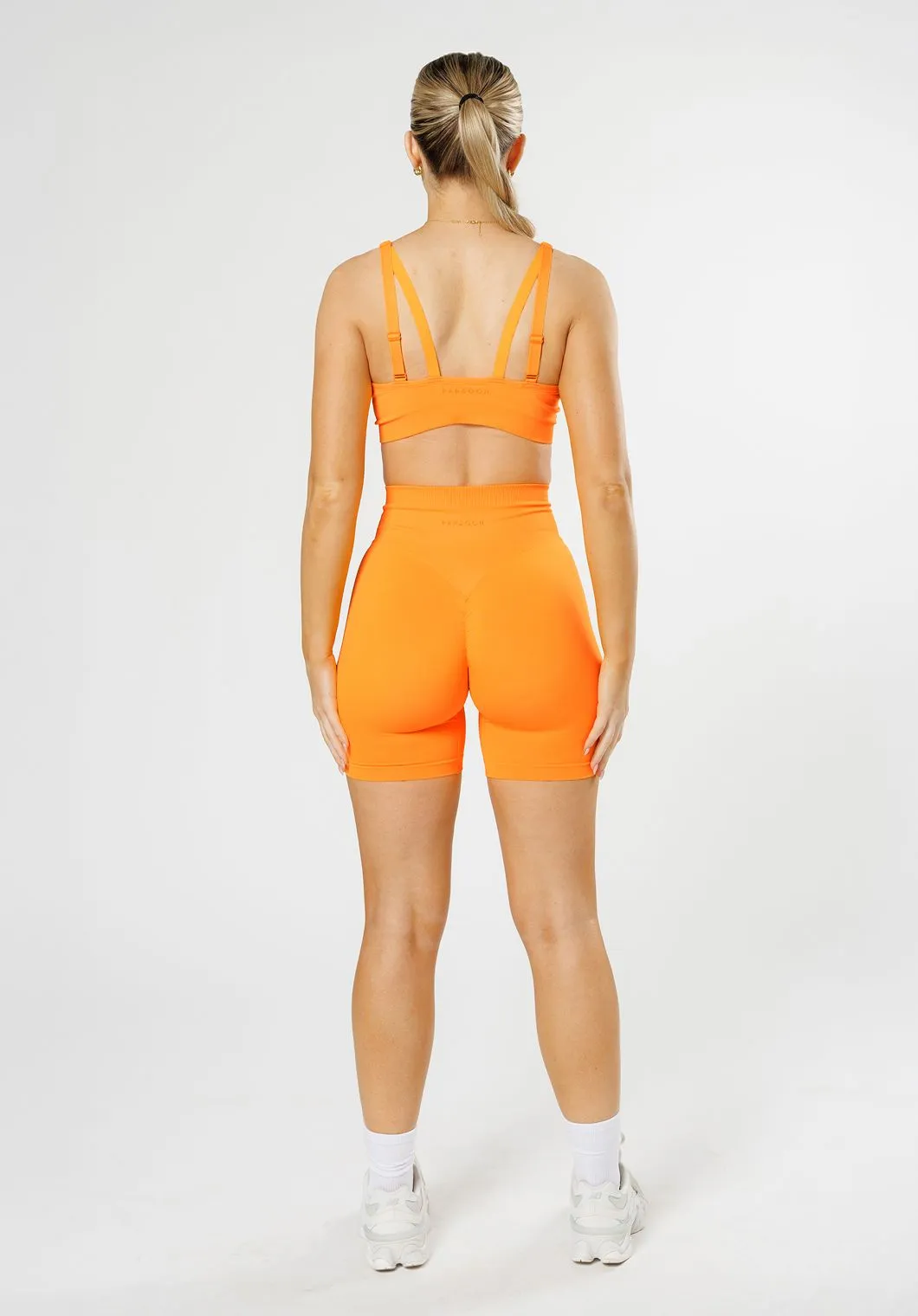 shrink - resistant CurveFlex? Hourglass Sculptseam? Plus Seamless Shorts 6?? Apricot