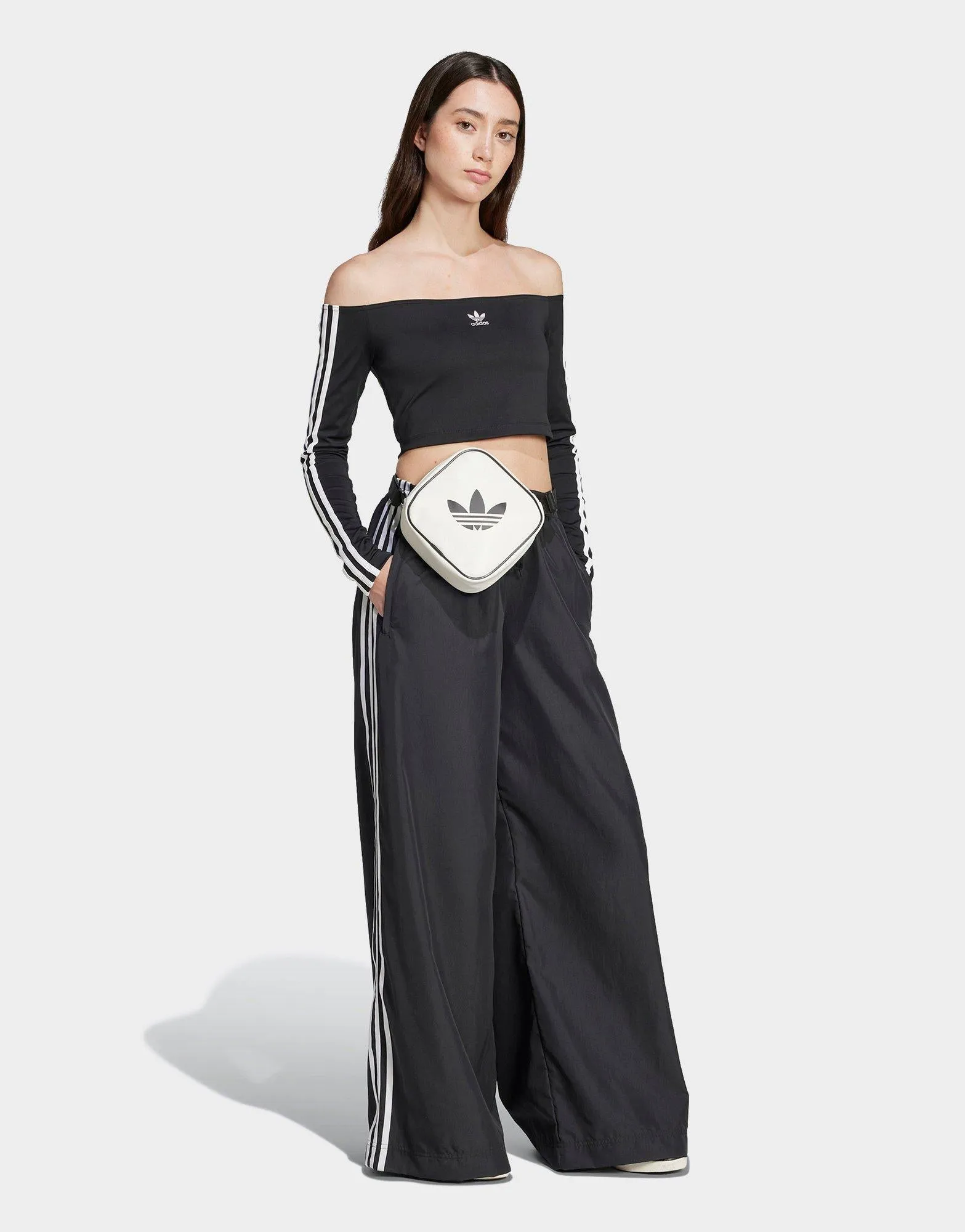 Adicolor Off Shoulder Top Quick Layer Fit Easy Layer