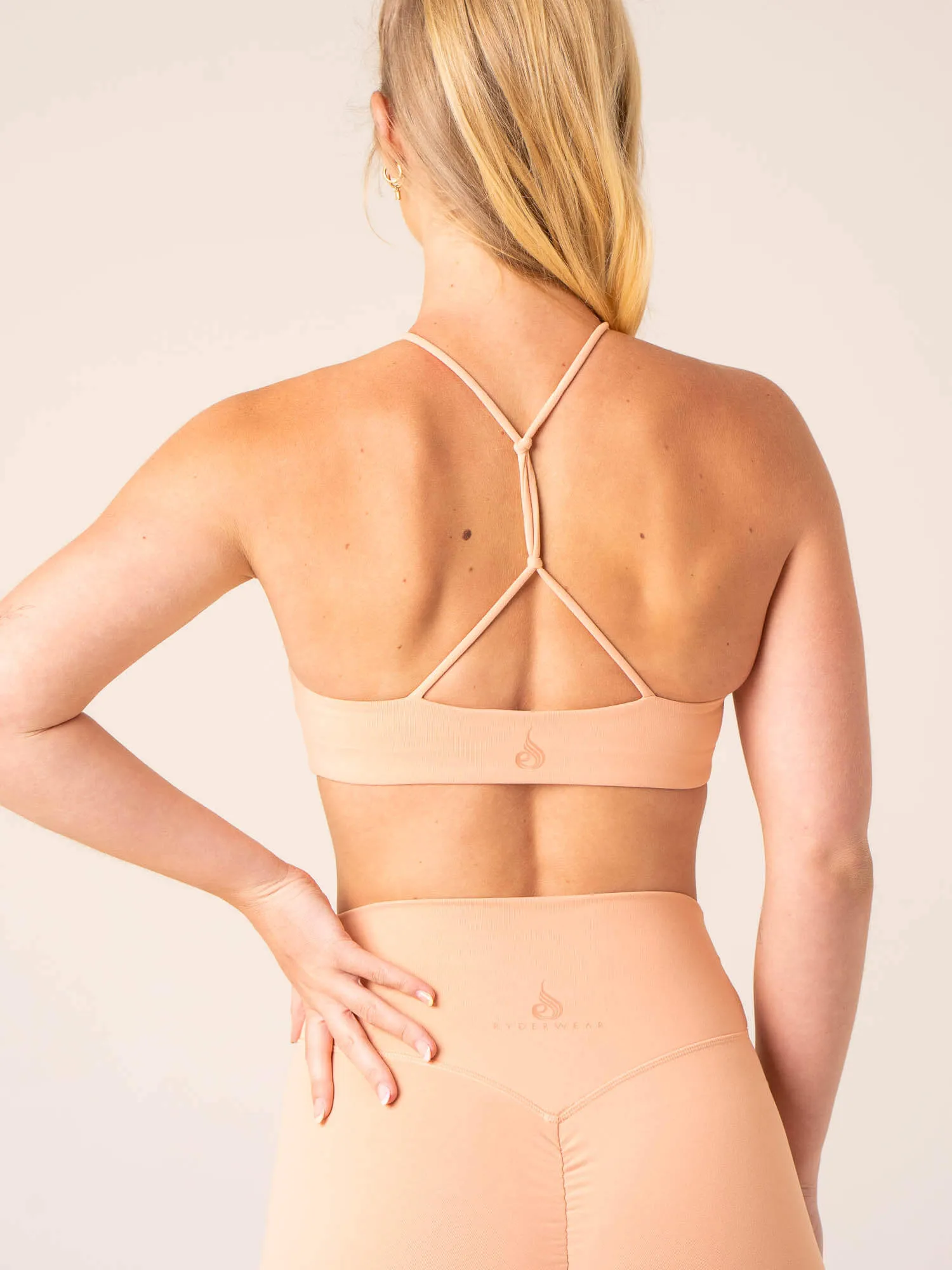 Turtleneck Secure Hold Unstoppable Sports Bra - Peach