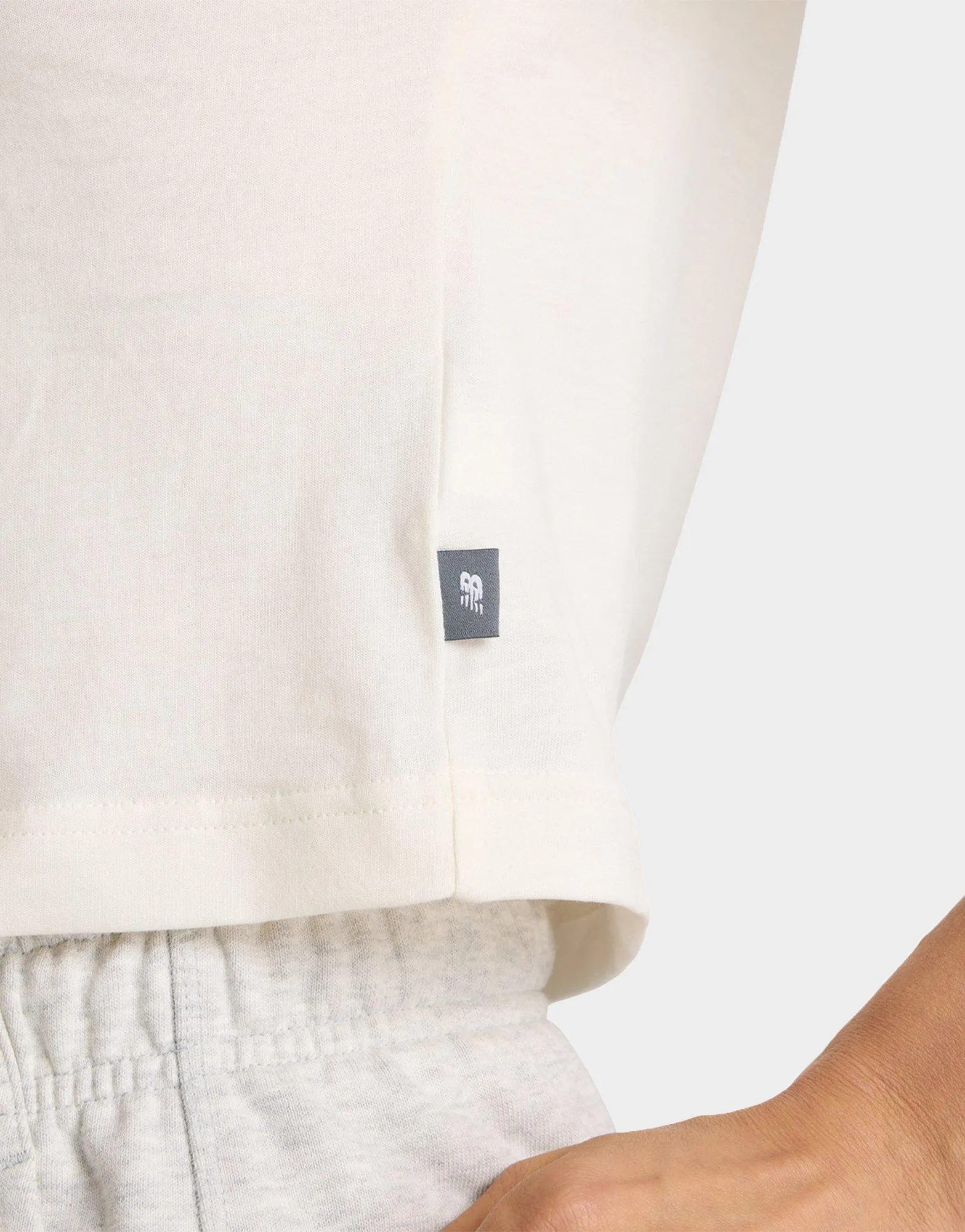 Graphic Slim T-Shirt LayeringFriendly Easy Wear Look