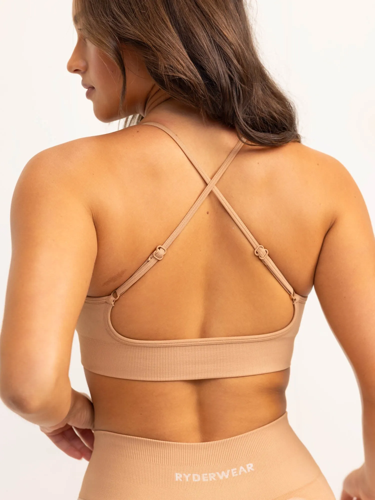 Non-Slip Fabric Bounce Reduction Technology Lift 2.0 Seamless Sports Bra - Tan