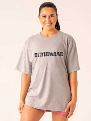 regular but not boring Travel Essential Training T-Shirt - Grey Marl