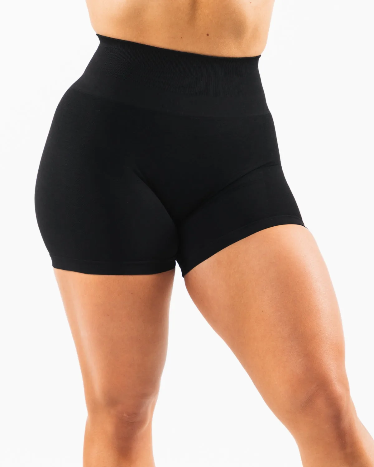 Amplify Short 4.5" - Black beachy vibe Abrasion Defying Knee Patches
