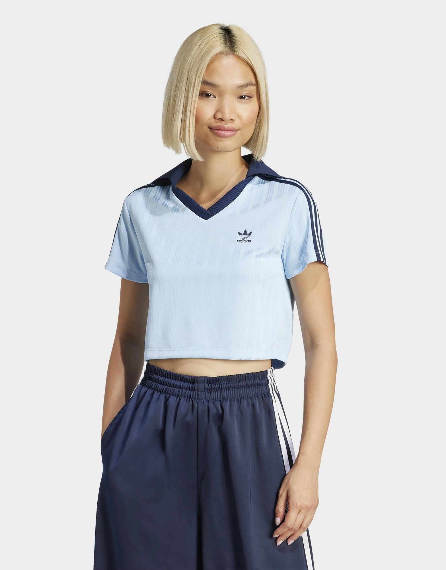 V-NECK POLO Casual Performance Fit Essential Piece