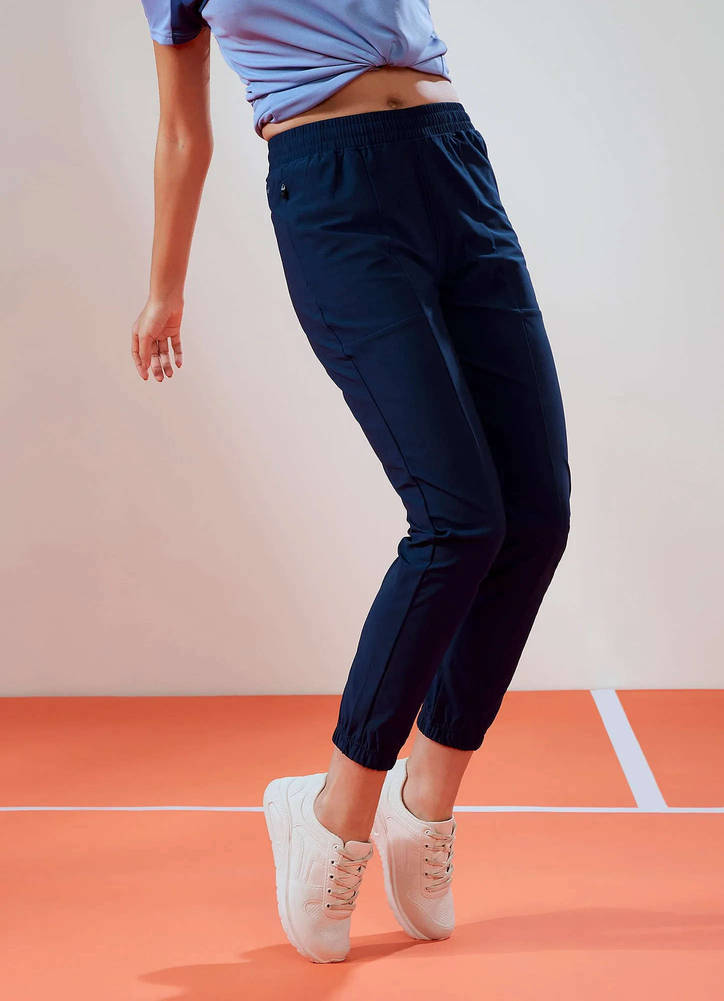 Non Slip Inner Lining Stretch Capris Women Solid Relax Fit Joggers with DURACOOL