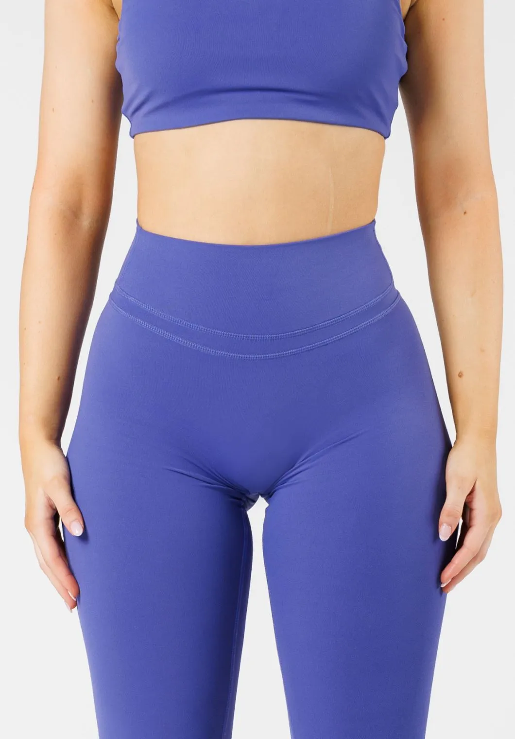 slim fit Cozy Base RecStretch? Levitate Sculptseam? Plus Legging Pixel
