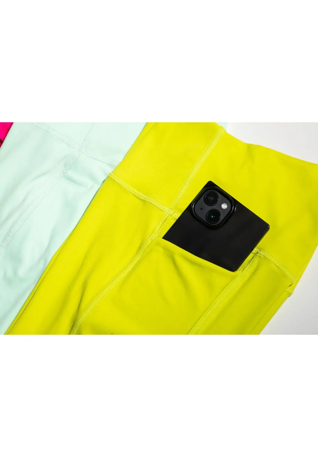 Bold Statement RecStretch Empower Sculptseam?  Plus Pocket Short High Dive
