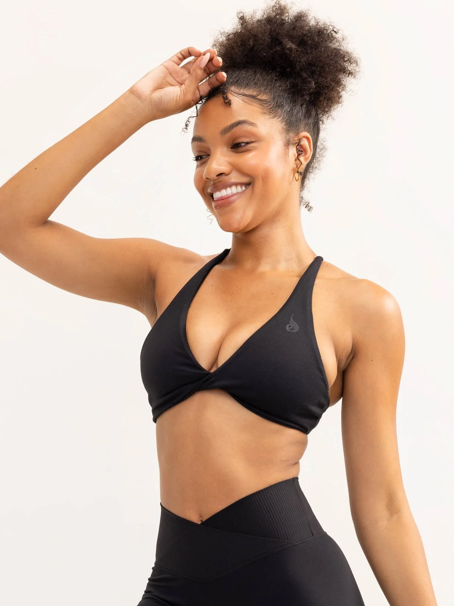 Activate Twist Sports Bra - Black Decorated seams