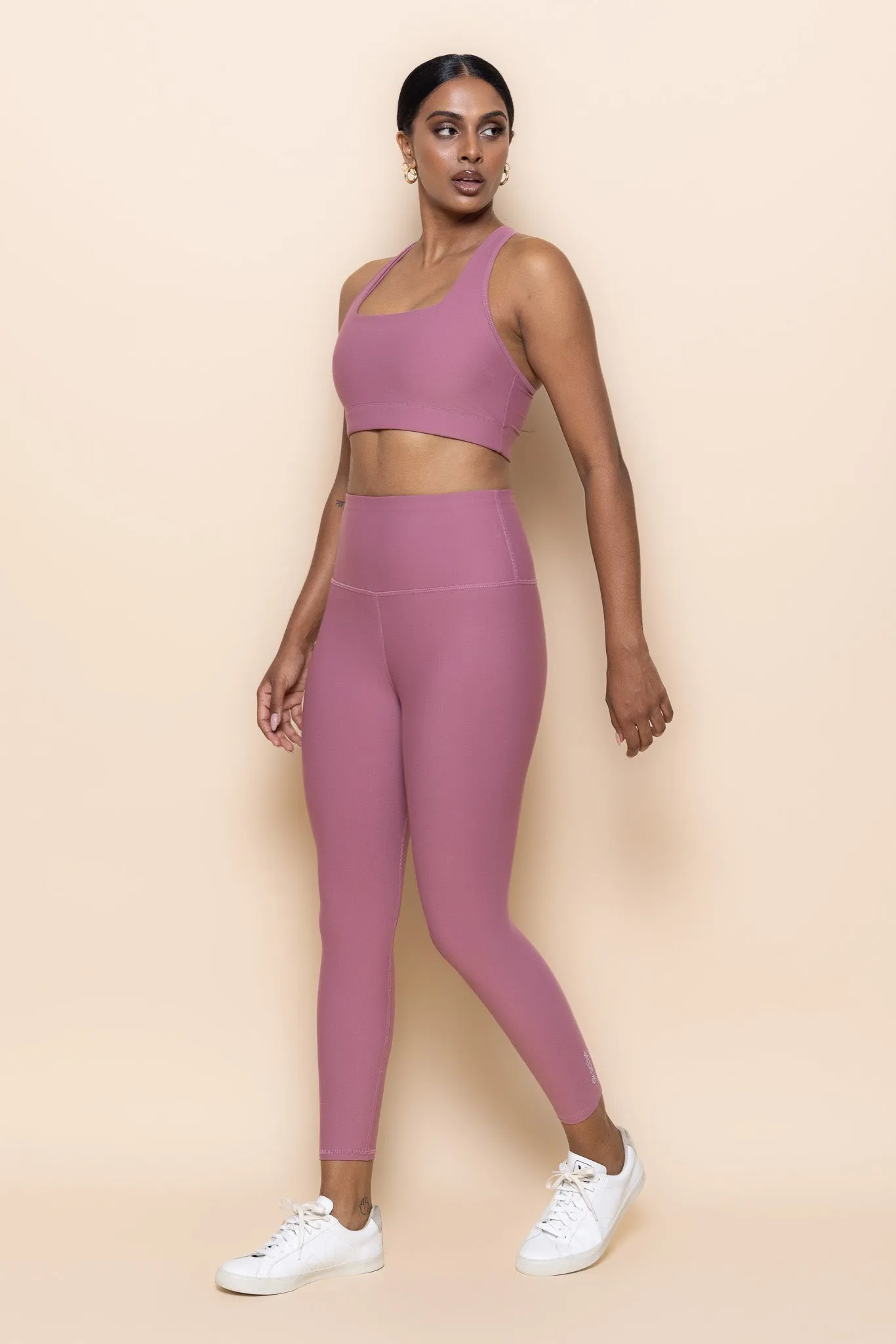 Soft Design Sleek Shape Vibe Tight