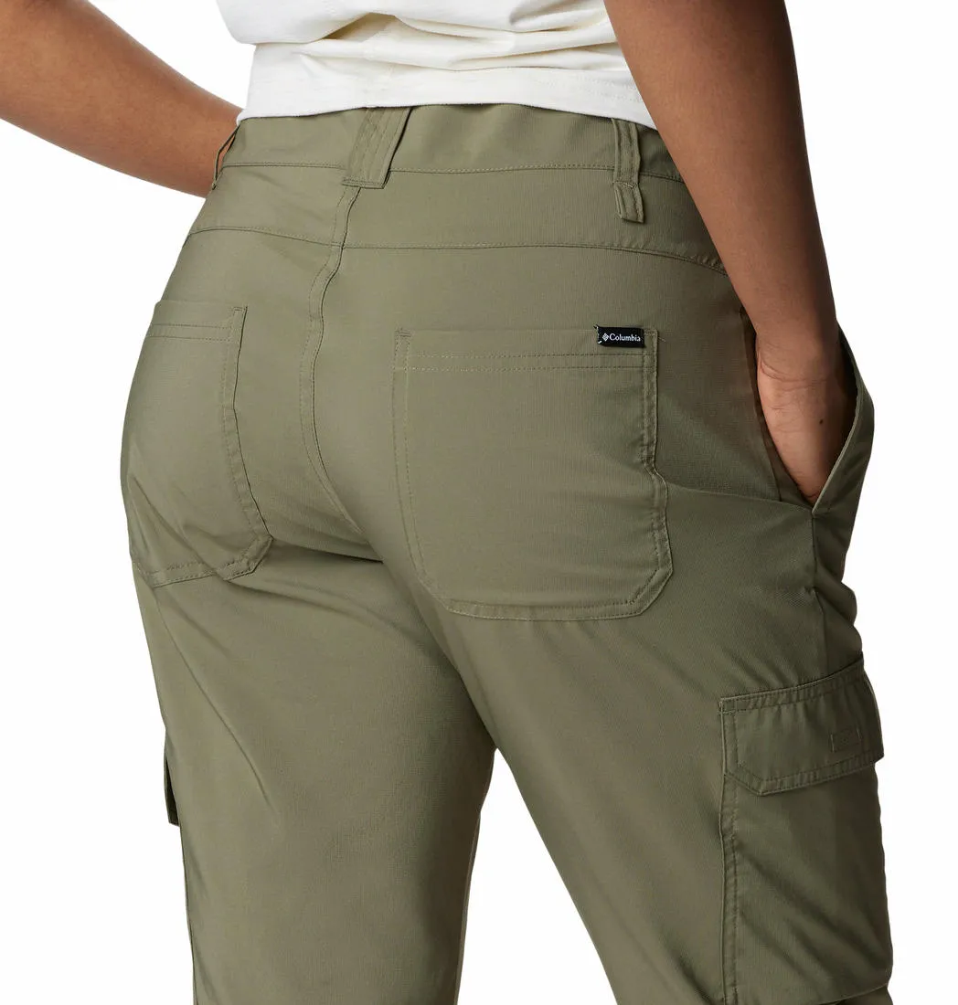 Move Friendly Columbia Women Green Silver Ridge Utility Capri (Sun Protection)