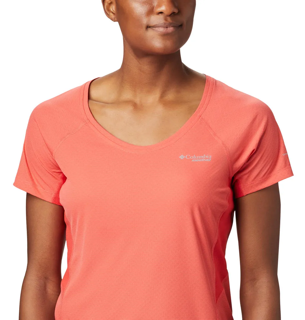 Streetwear attitude Columbia Women Red Titan Ultra II Short Sleeve