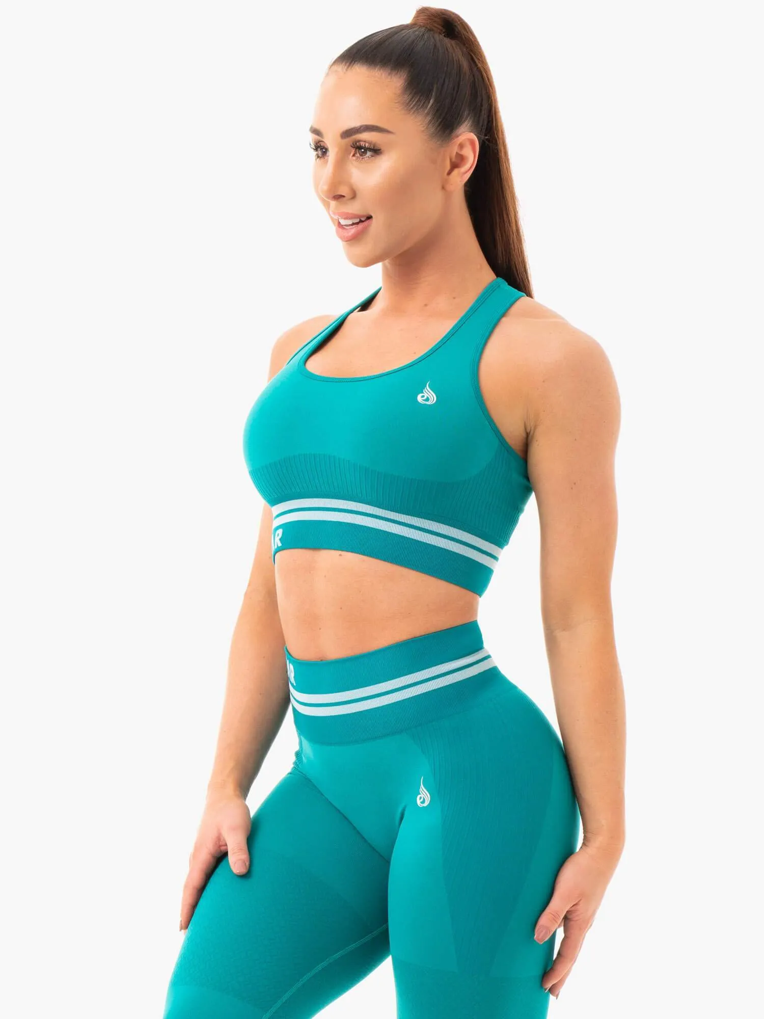 Freestyle Seamless Longline Sports Bra - Teal Flexible Design Collared seams