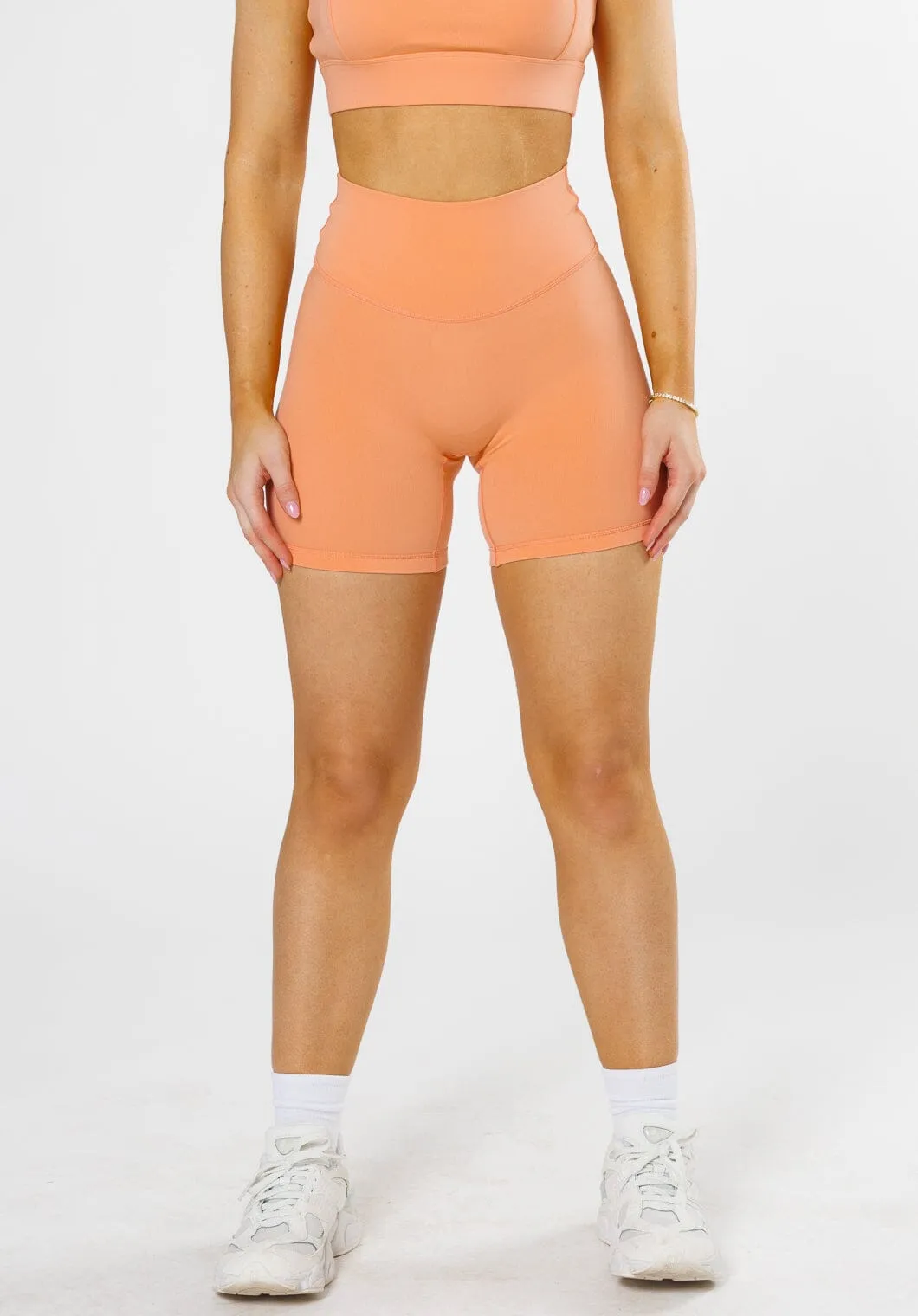 Reluna Original Sculptseam? Short 6" Guava Relaxed Motion Secure Zipper Closure