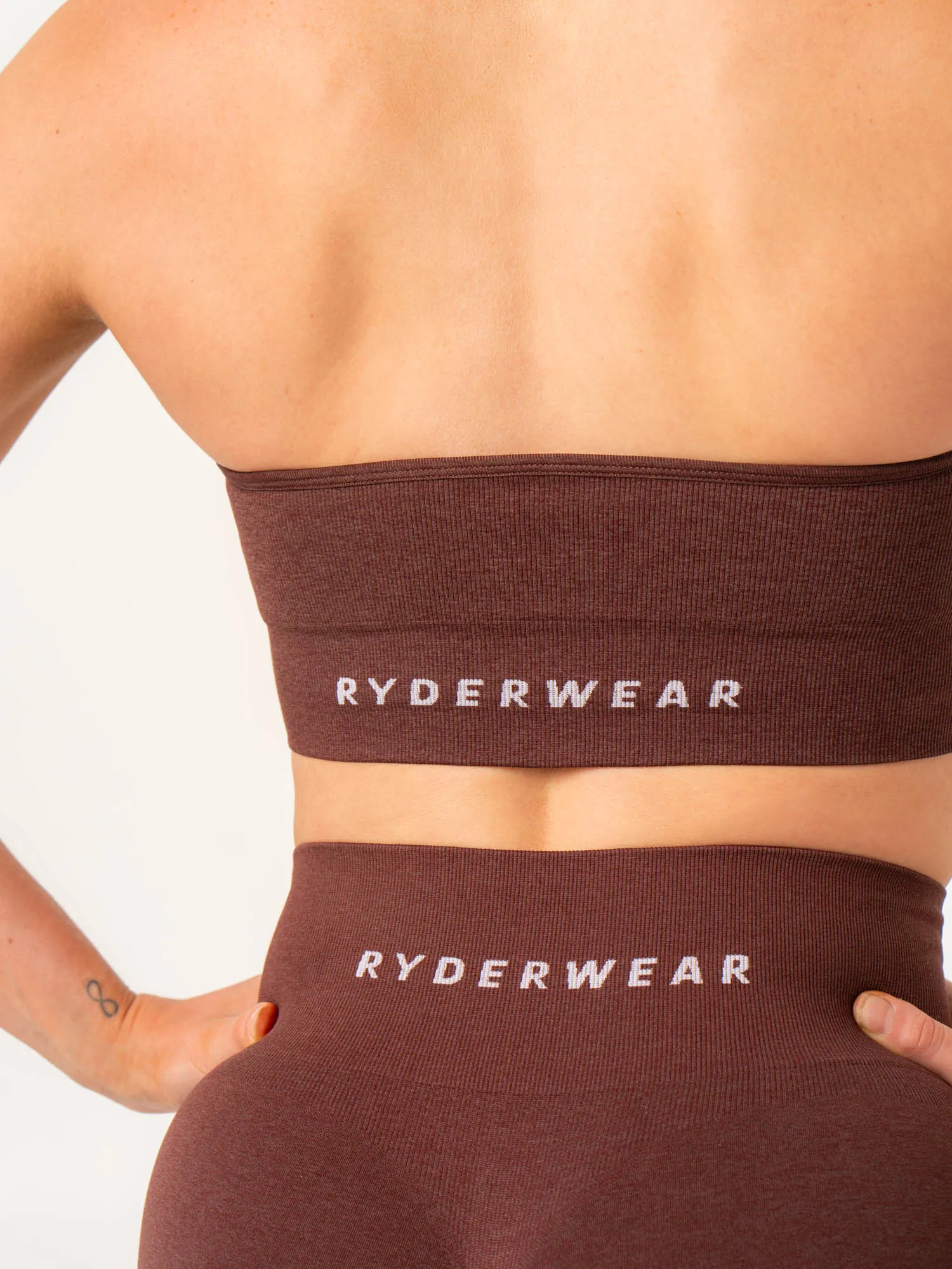 Post-workout recovery Comfortable Closure Contour Halter Bra - Chocolate Marl