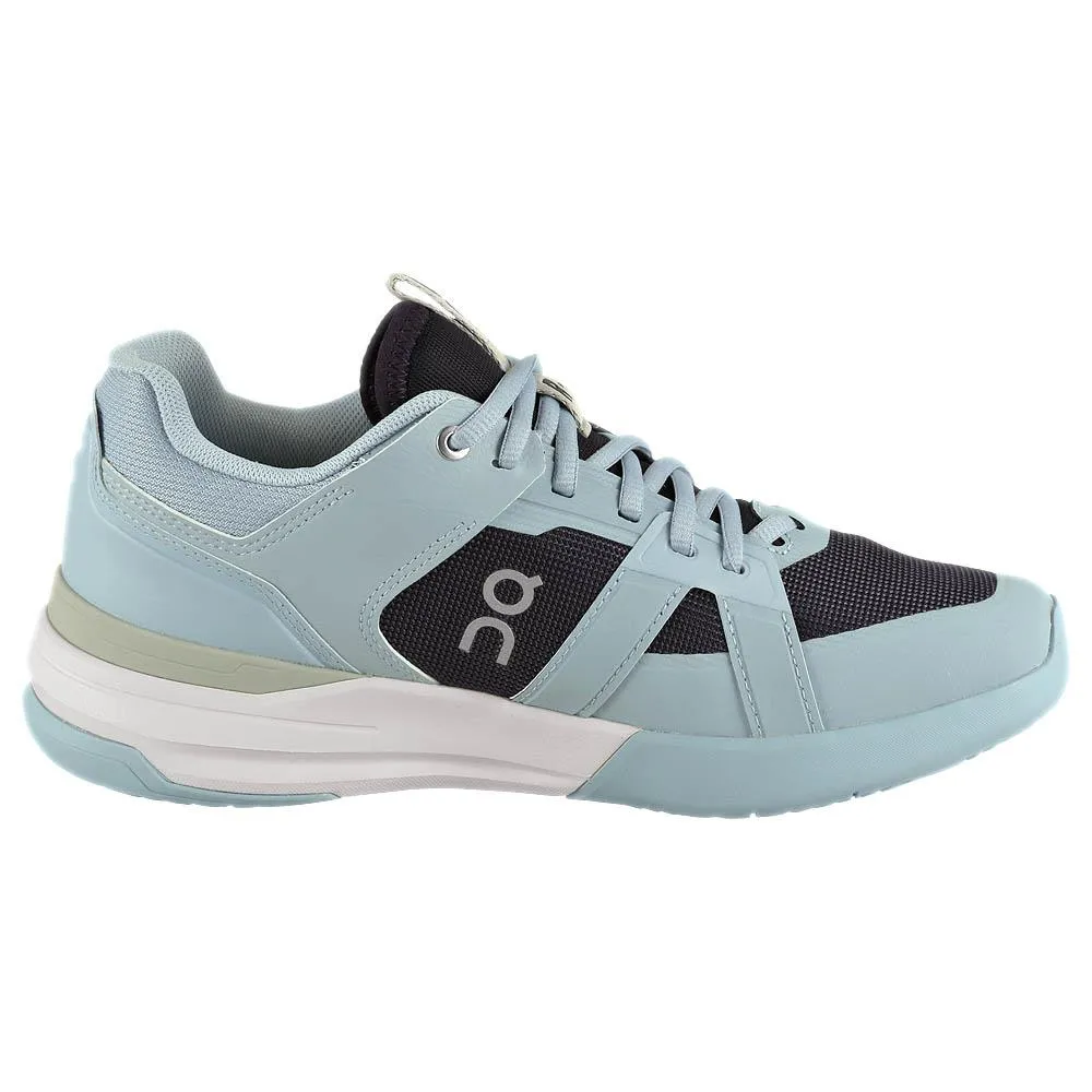 On Women's THE ROGER Clubhouse Pro - Chambray/Midnight Collapsible Heel Design Streamlined Fit