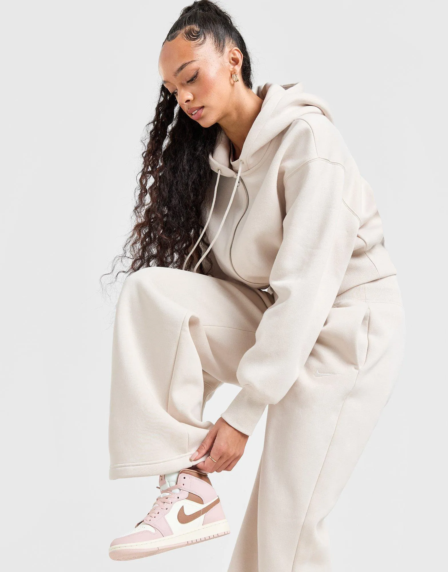 ????? ?????? ??????? Phoenix Fleece | ???? Functional Joggers Chill Look