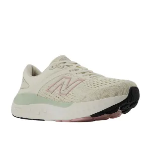 Aerodynamic Shape cushioning technology New Balance Women's Fresh Foam X 1540v4 Wide Beige