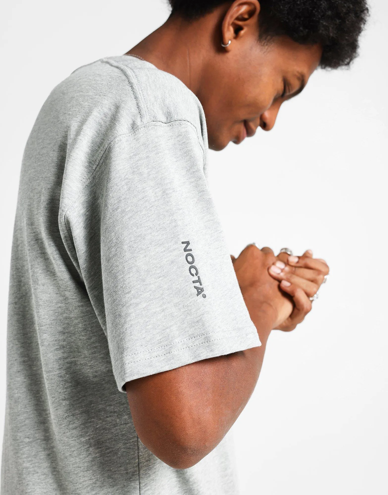 Scoop neck femininity NOCTA T?Shirt