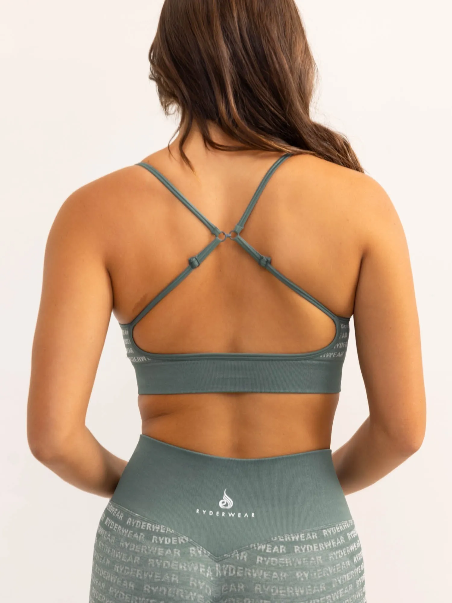 Logo Lux Seamless Sports Bra - Fern Green Stretchy Closure Comfortable lining