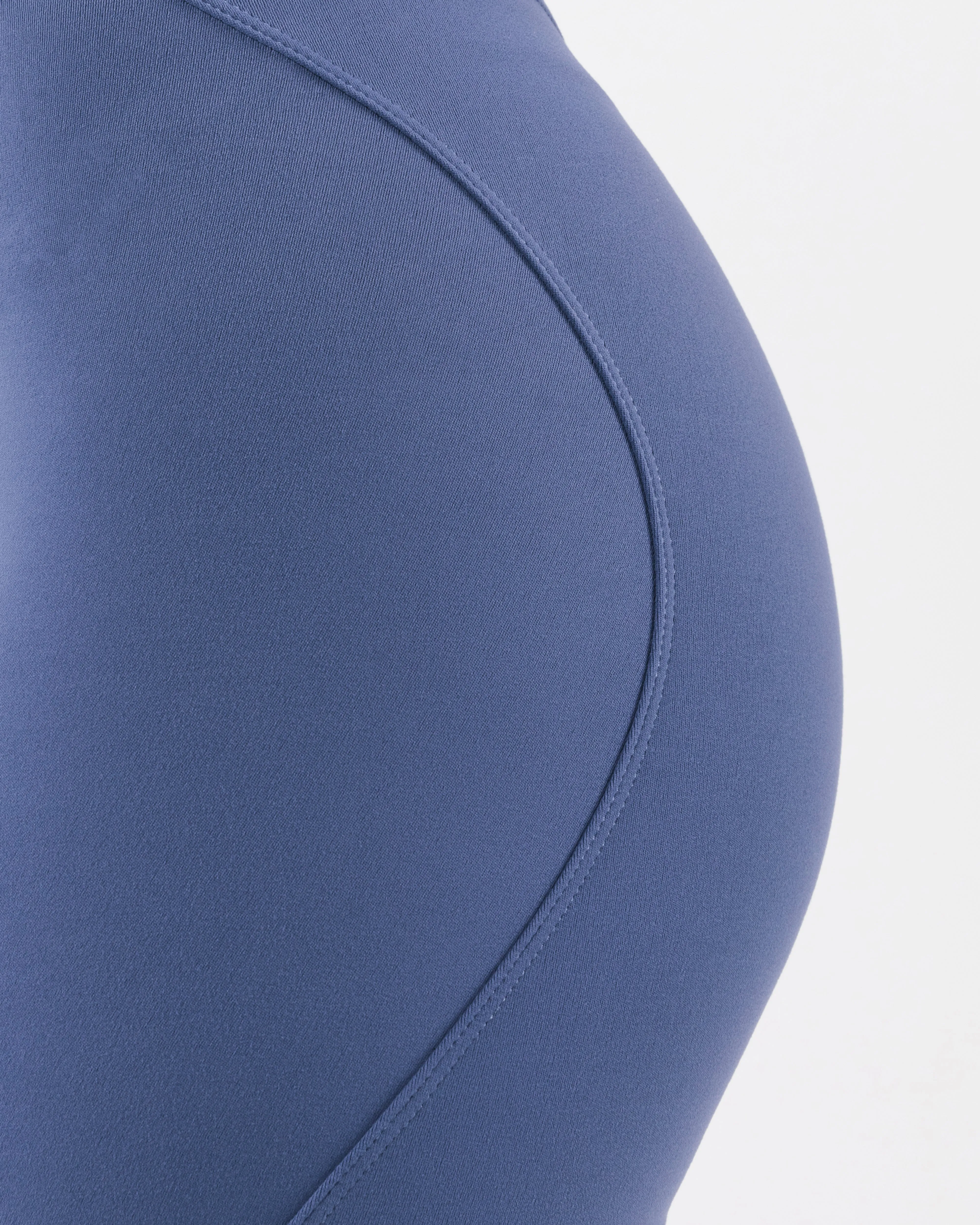 Body Friendly Aura Short 5" - Dusty Blue