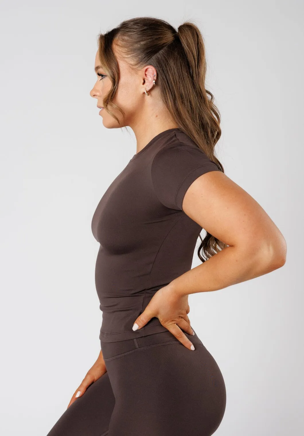 Chill Vibes Reluna? Full Length Short Sleeve Top Espresso