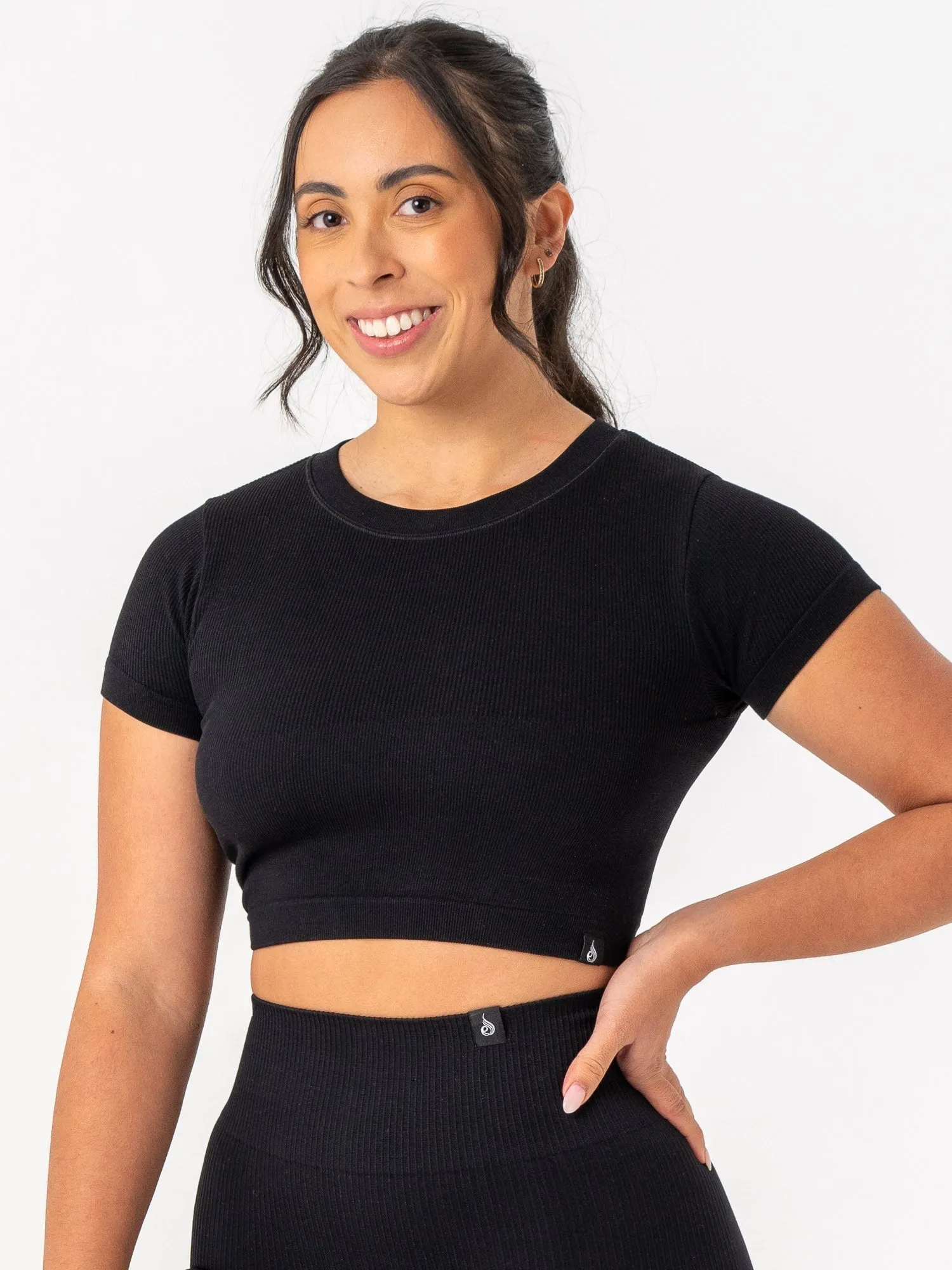 Rib Seamless T-Shirt - Black Layering Comfort Wear