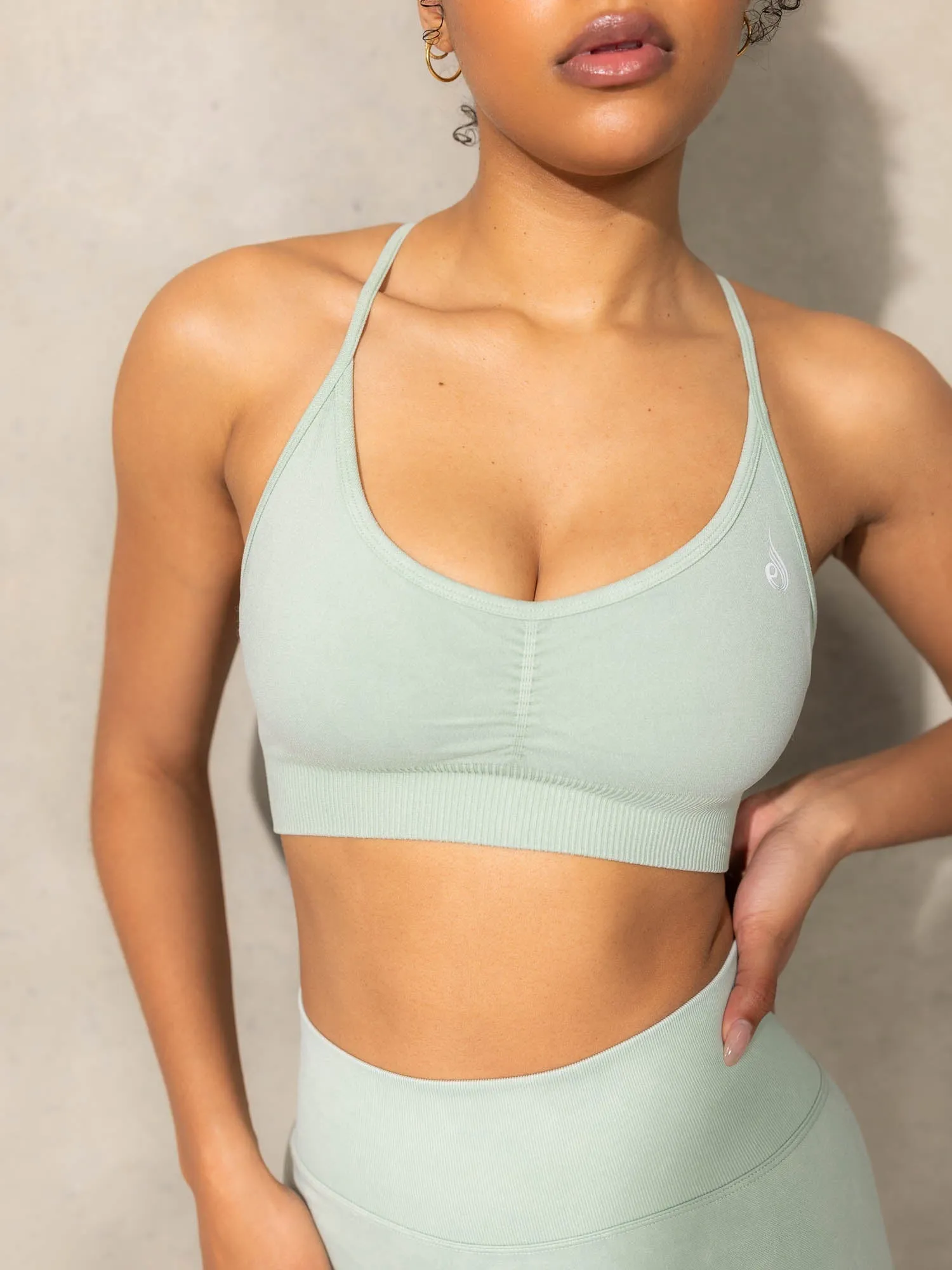 Stonewash Seamless Sports Bra - Mint Stonewash Strapless seams