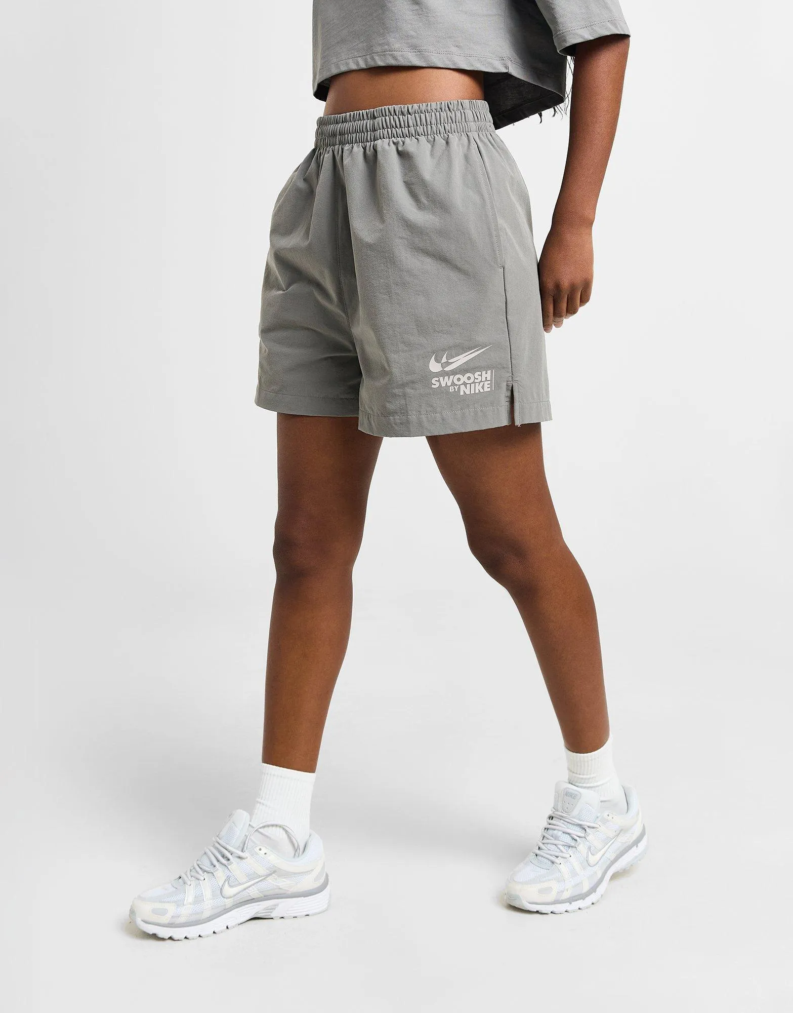 ??????? ????? Swoosh Woven | ???? Core Stretch