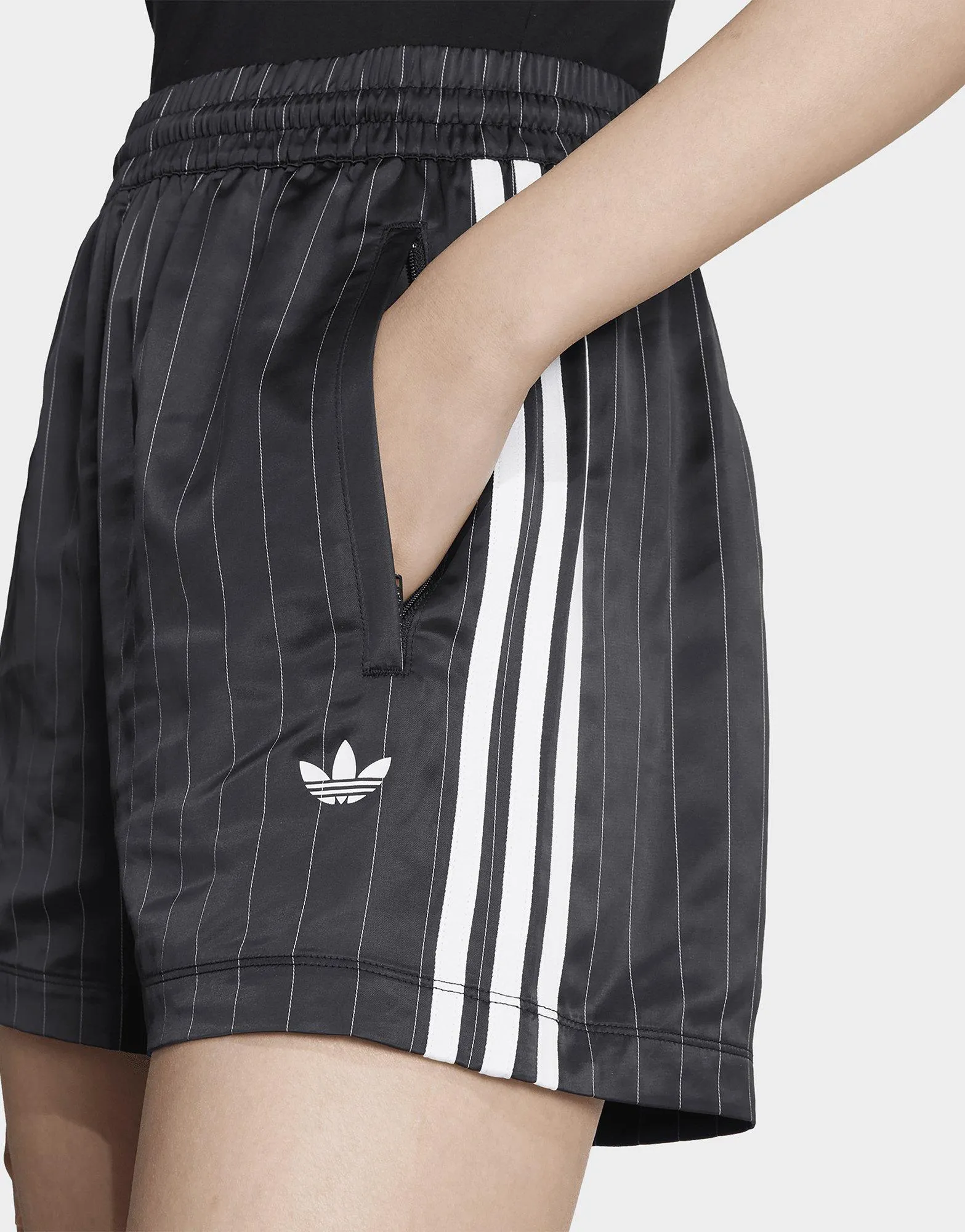 ??????? ????? Pinstripe Satin | ???? Effortless Look