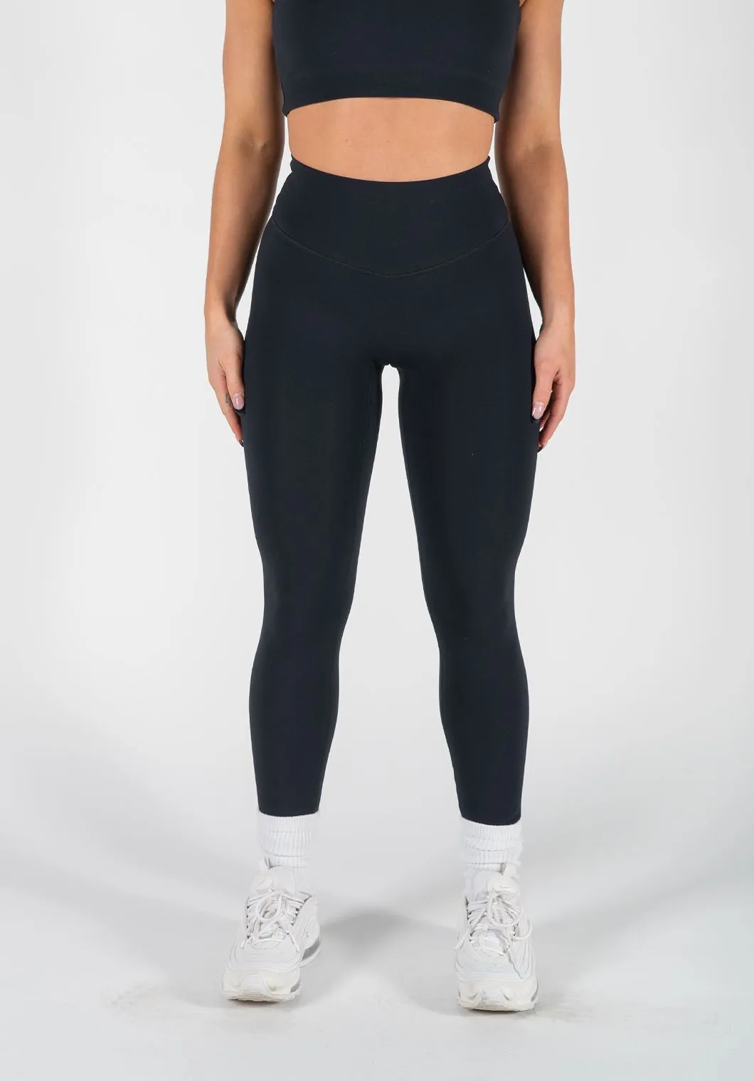 UltraLux Curve Contour Sculptseam? Legging Black Gym Life Solid Color