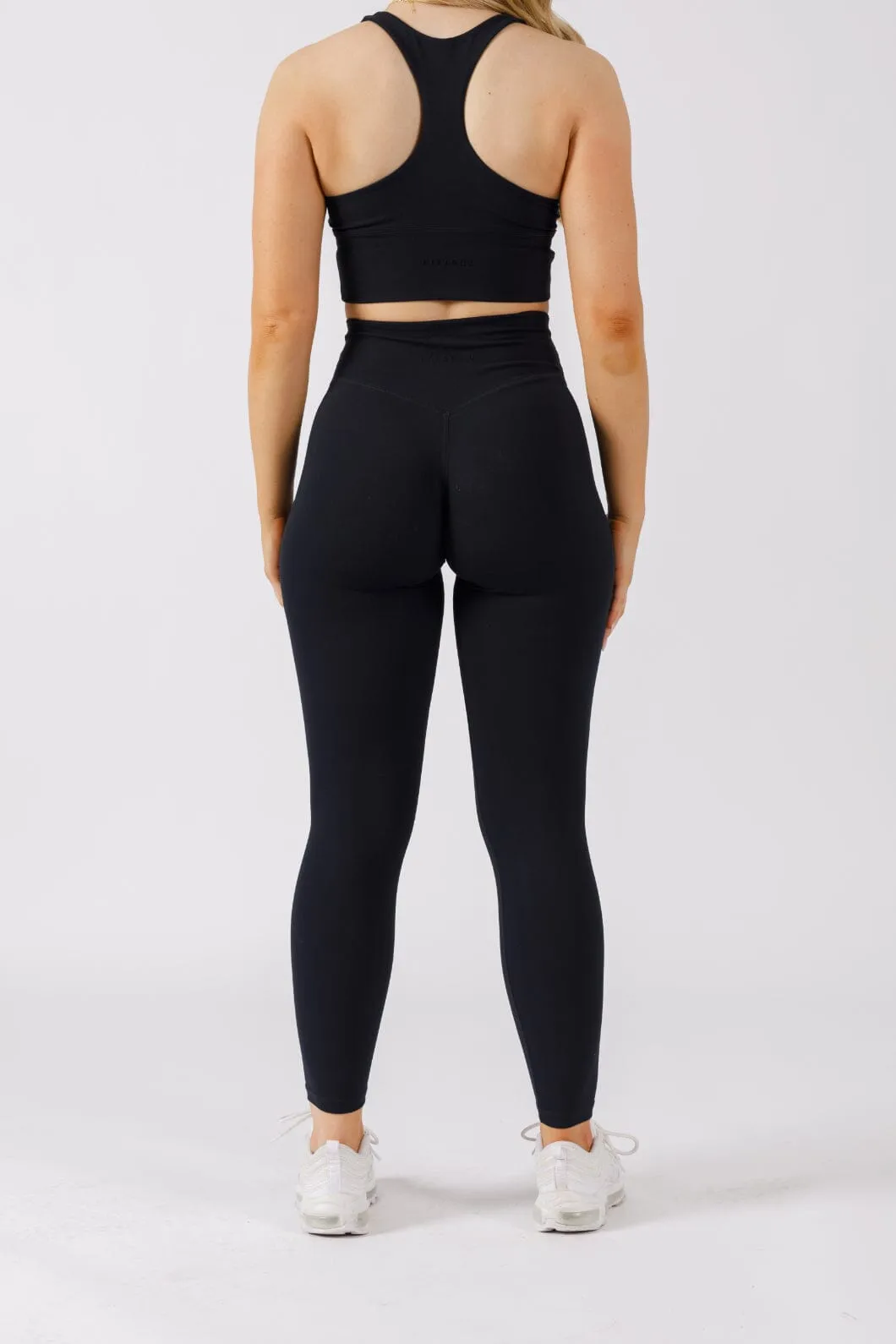 UltraLux Curve Contour Sculptseam? Legging Black High Waist Casual Wearer