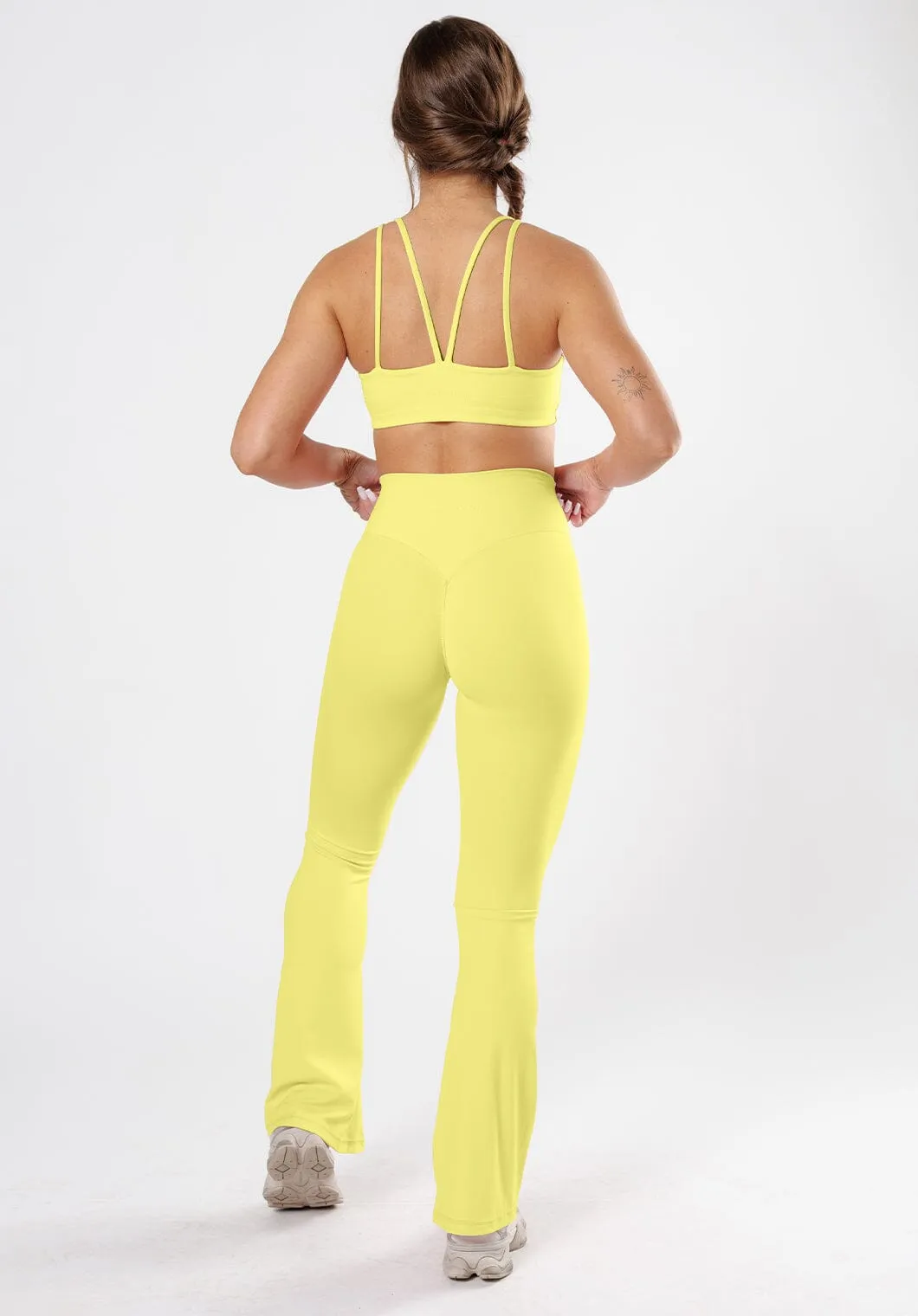 RecStretch Original Sculptseam? Plus Essential Flare Legging 34" Lemonade Non See Beginner Level Perfect Design