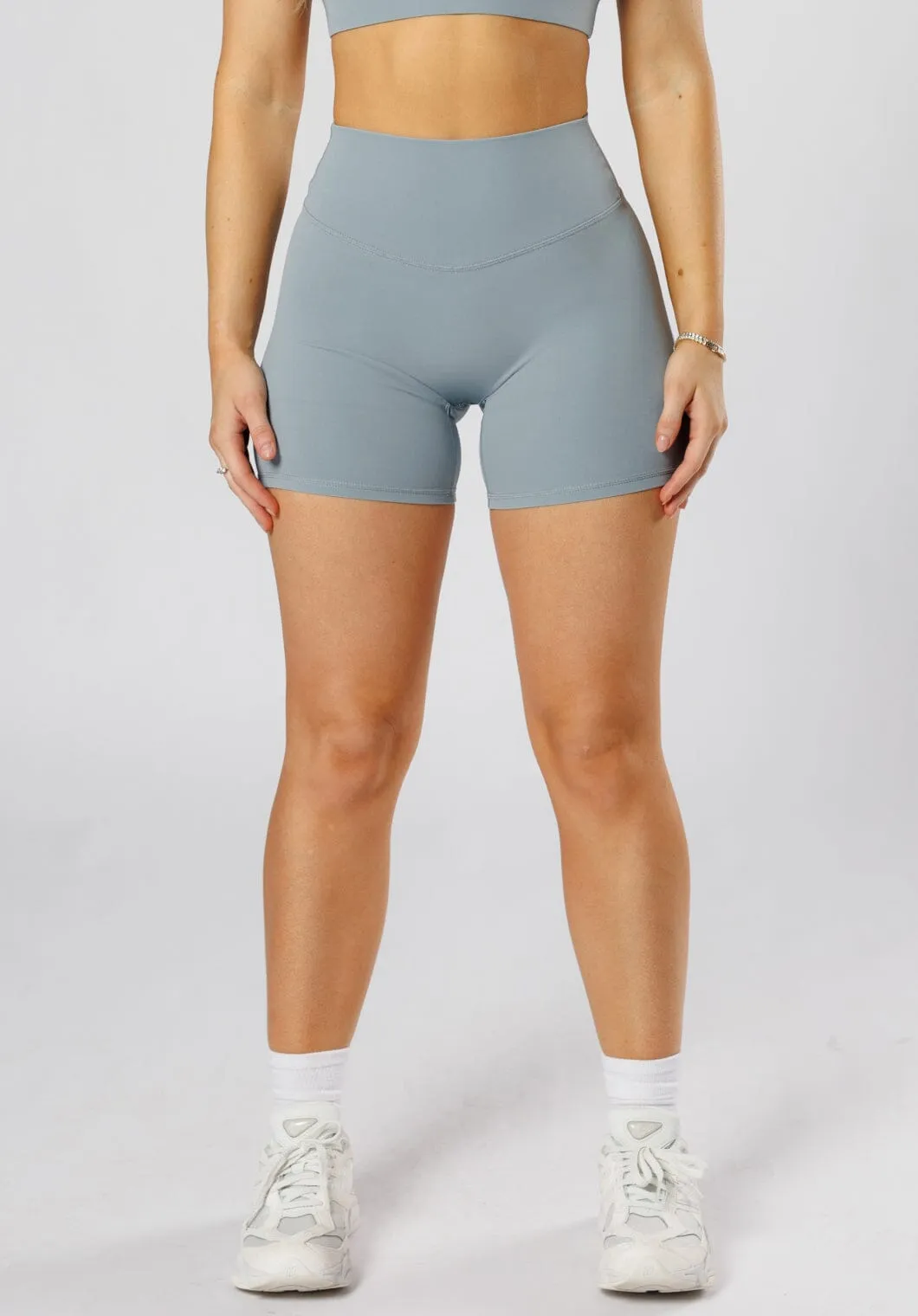 RecStretch? Original Sculptseam? Plus Short 6" Titanium Elastic Waistband Design