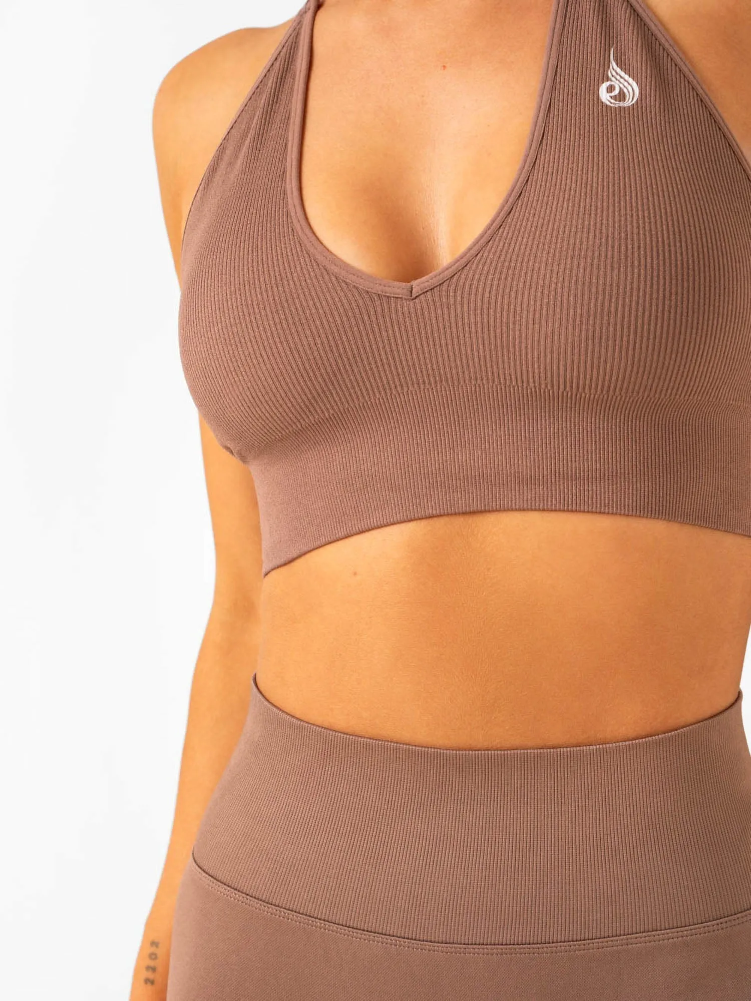 Lift Rib Seamless Halter Sports Bra - Almond Minimalist Versatile Band