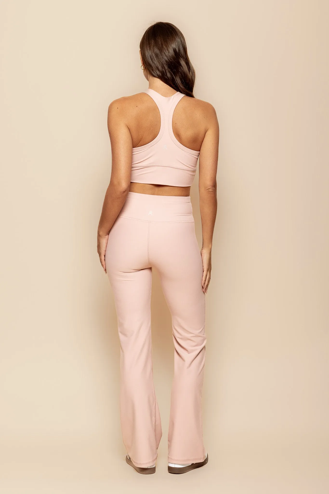 Flare Pant Extra Soft Minimalist Style Seamless Pockets