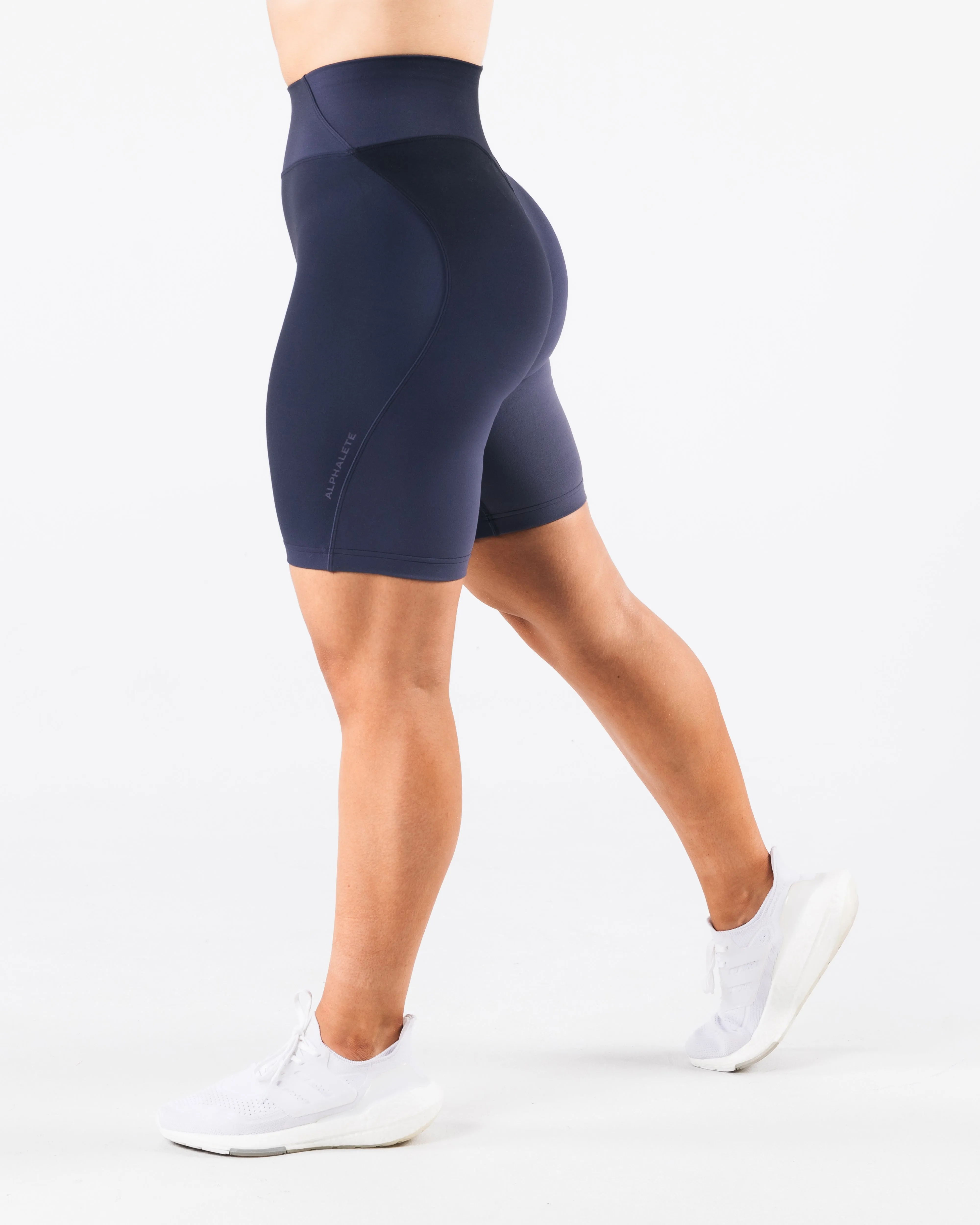 Convertible Length Aura Short 9" - Aura Blizzard Print