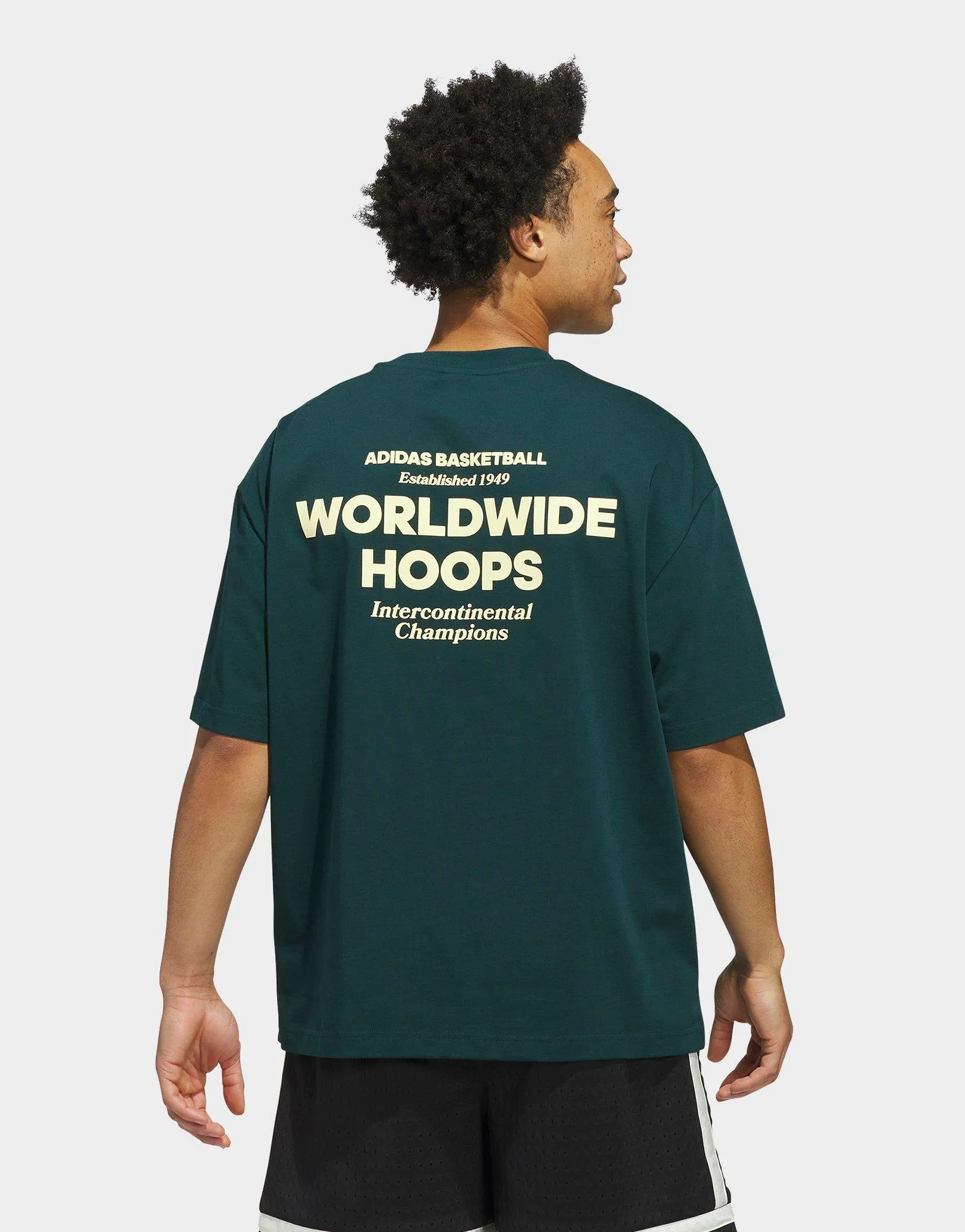 Worldwide Hoops GFX T-Shirt (Unisex) GarmentDyedTexture Fashion-Forward