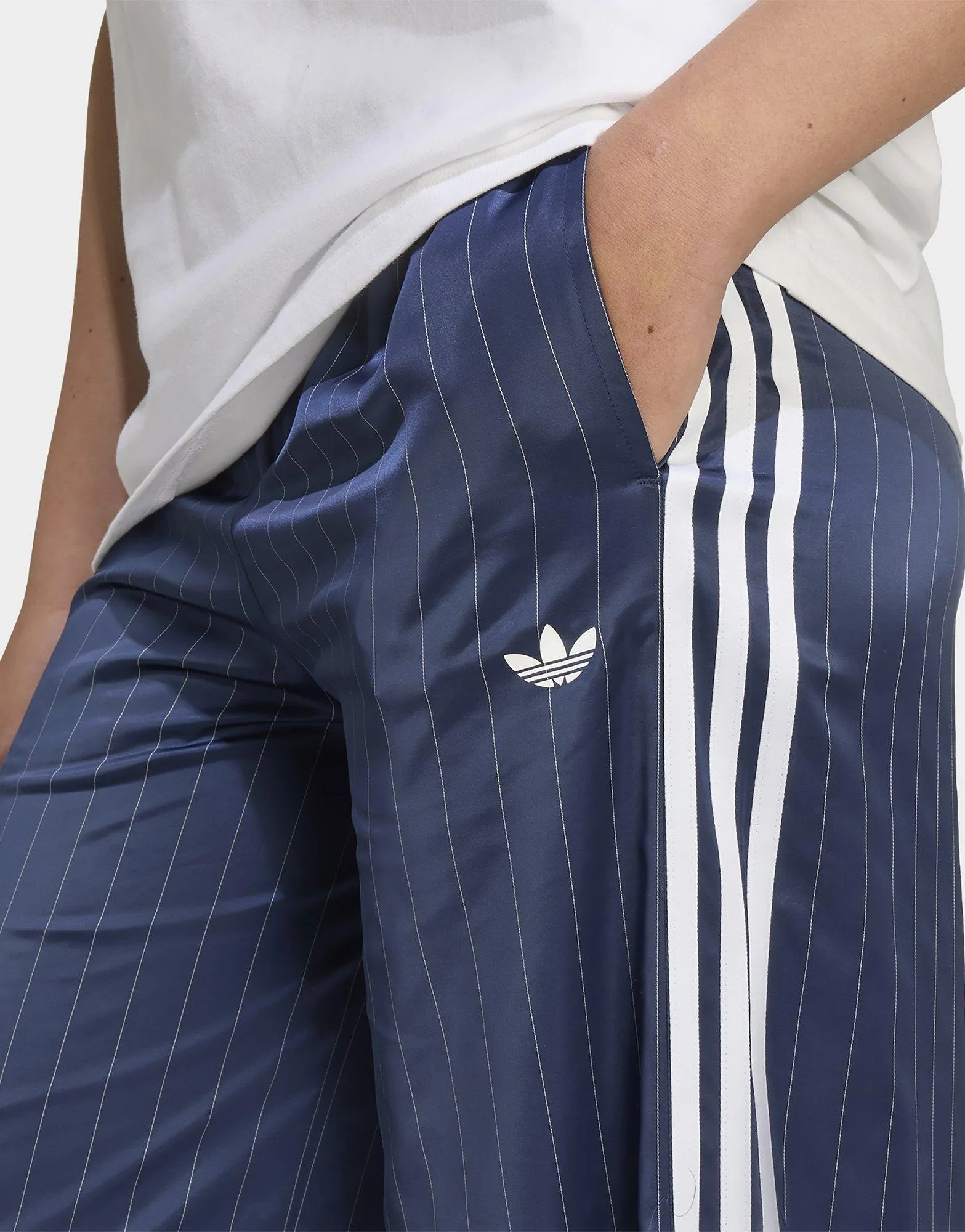 ??????? ?????? ??????? Stripes | ???? Bonded Seam Durability Chilly Day Comfort