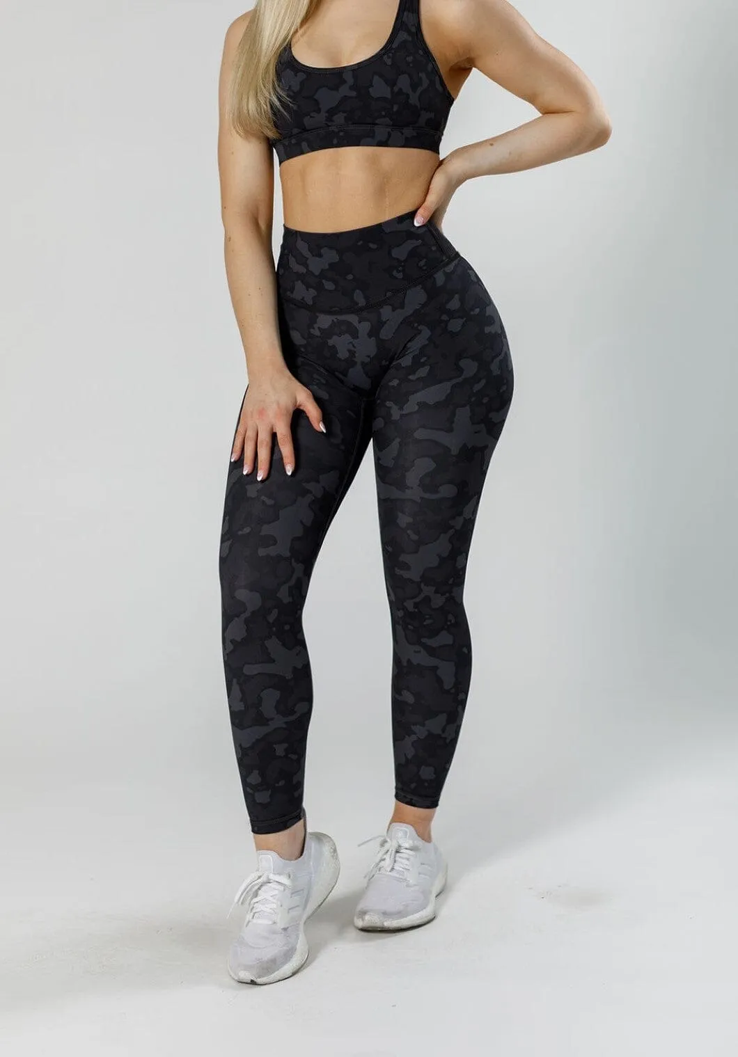 UltraSoft Lining FlexSweat? Big Moves Sculptseam? Legging Zion