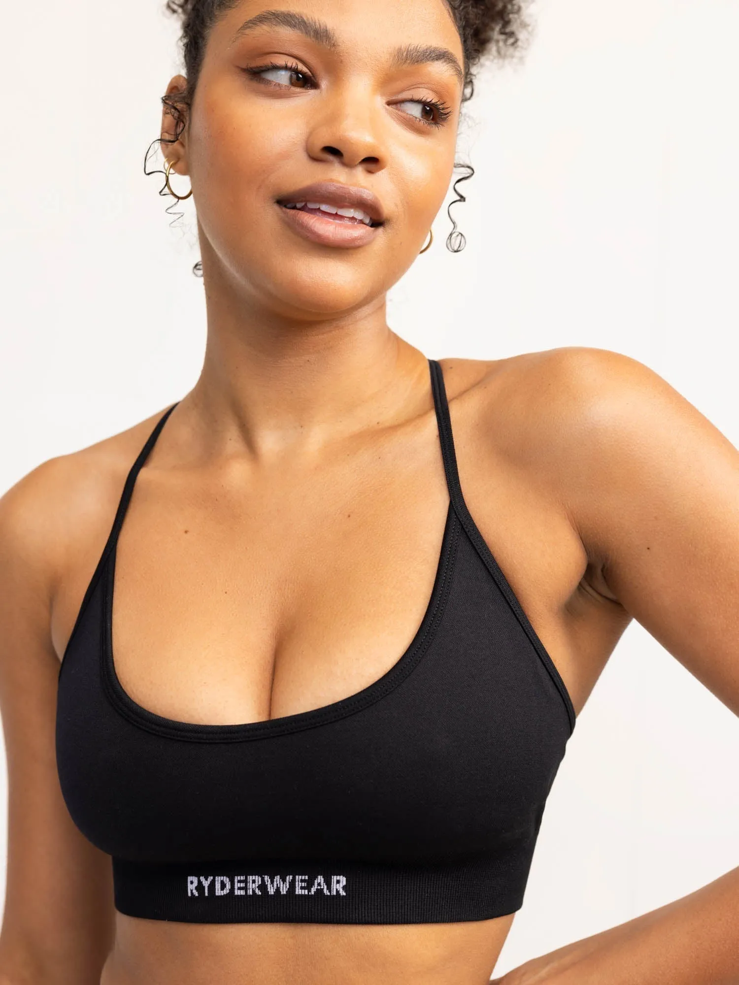 Lift 2.0 Seamless Sports Bra - Black Moisture-wicking fabric