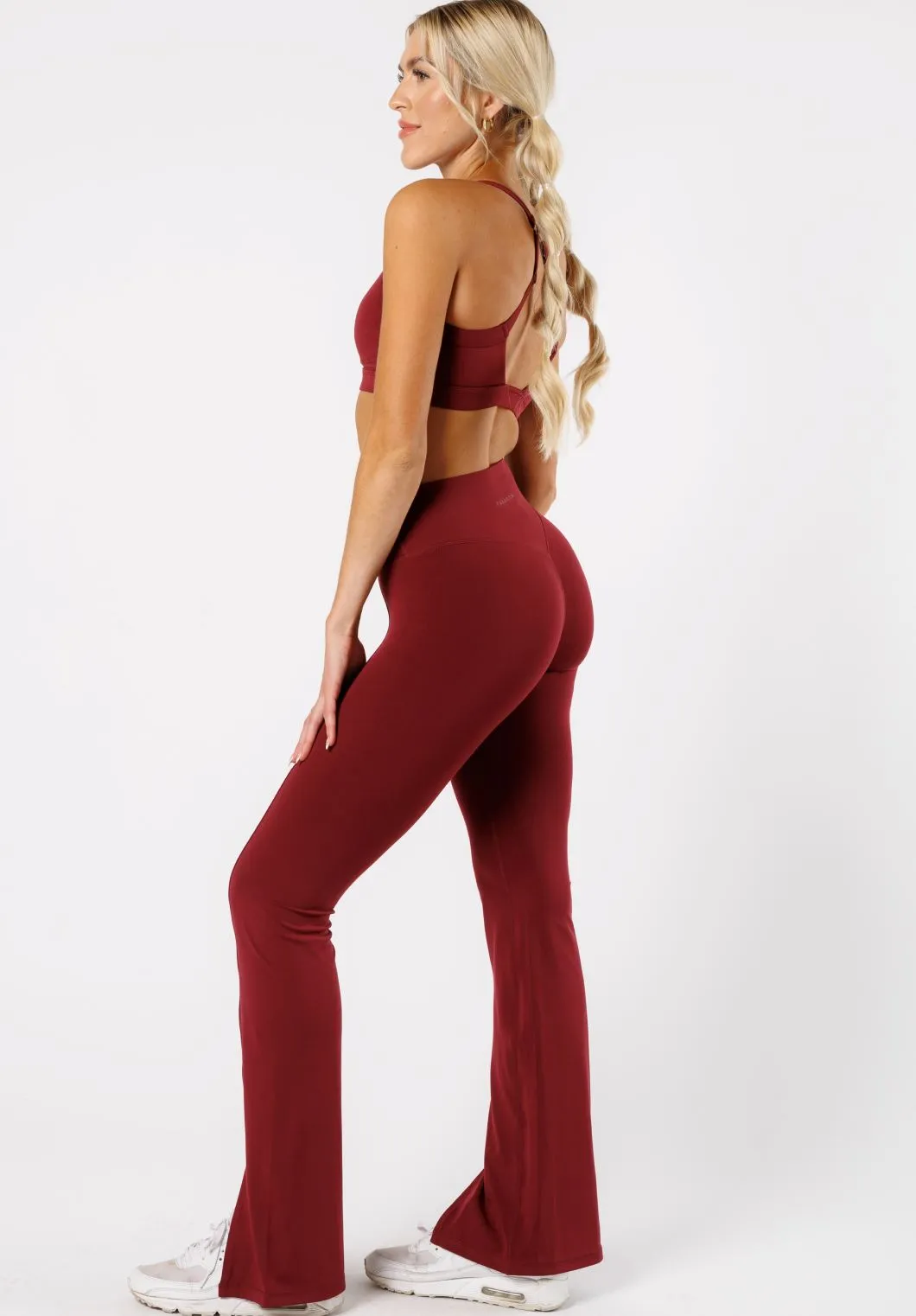 Reluna? Front Slit Sculptseam? Flare Leggings 34" Red Velvet Park Run Squat Proof