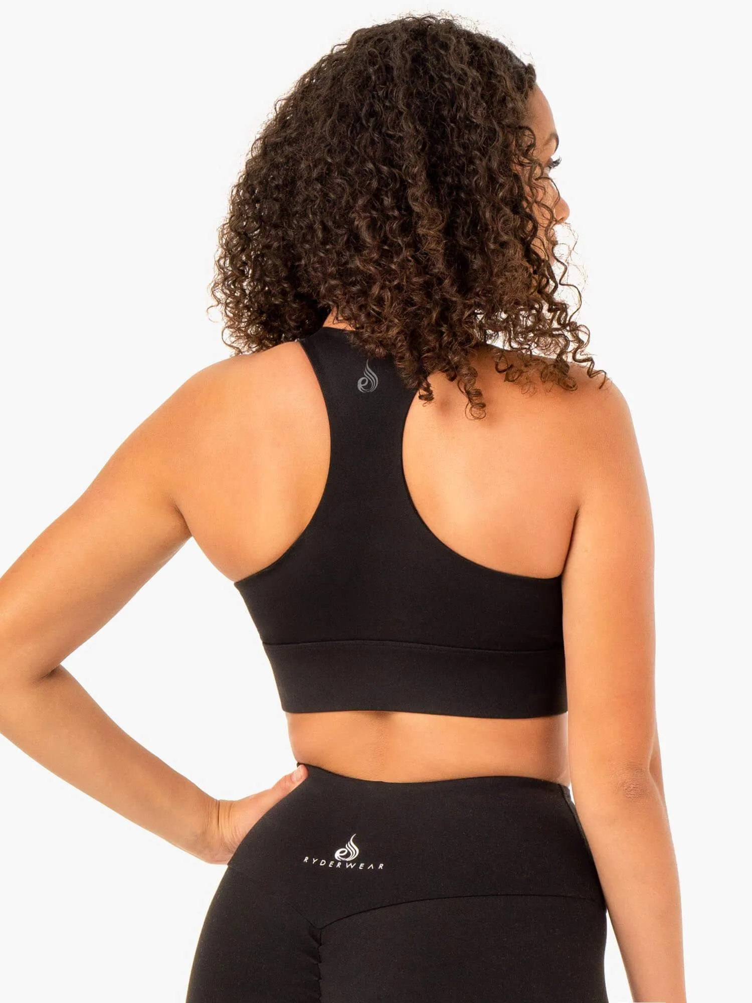 Focus Contour Sports Bra - Black Plain fitness clothing Layering Piece
