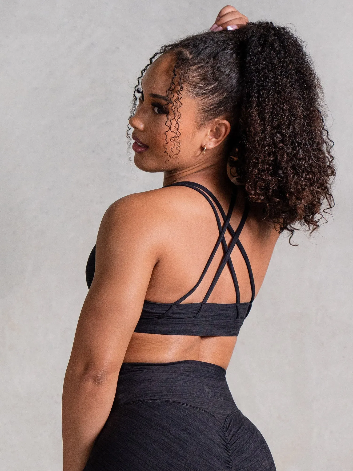 Layered Coverage Design Icon Scoop Neck Sports Bra - Black Marl